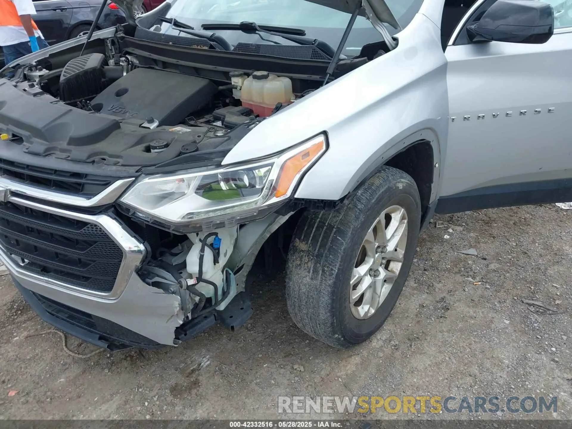 6 Photograph of a damaged car 1GNERFKW8KJ160051 CHEVROLET TRAVERSE 2019