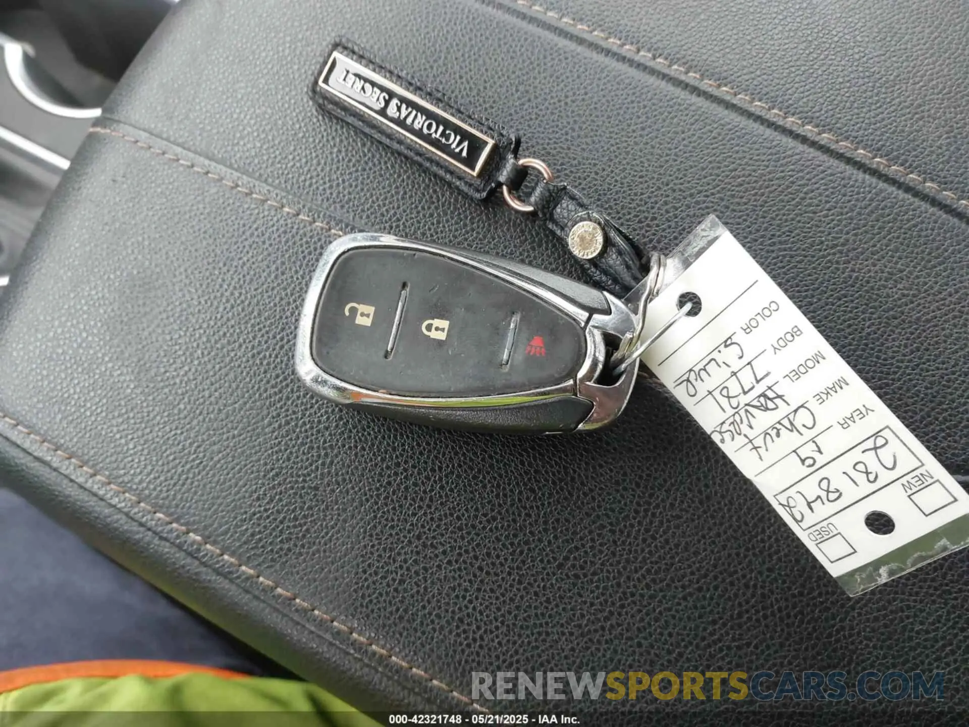 11 Photograph of a damaged car 1GNERFKW8KJ281842 CHEVROLET TRAVERSE 2019