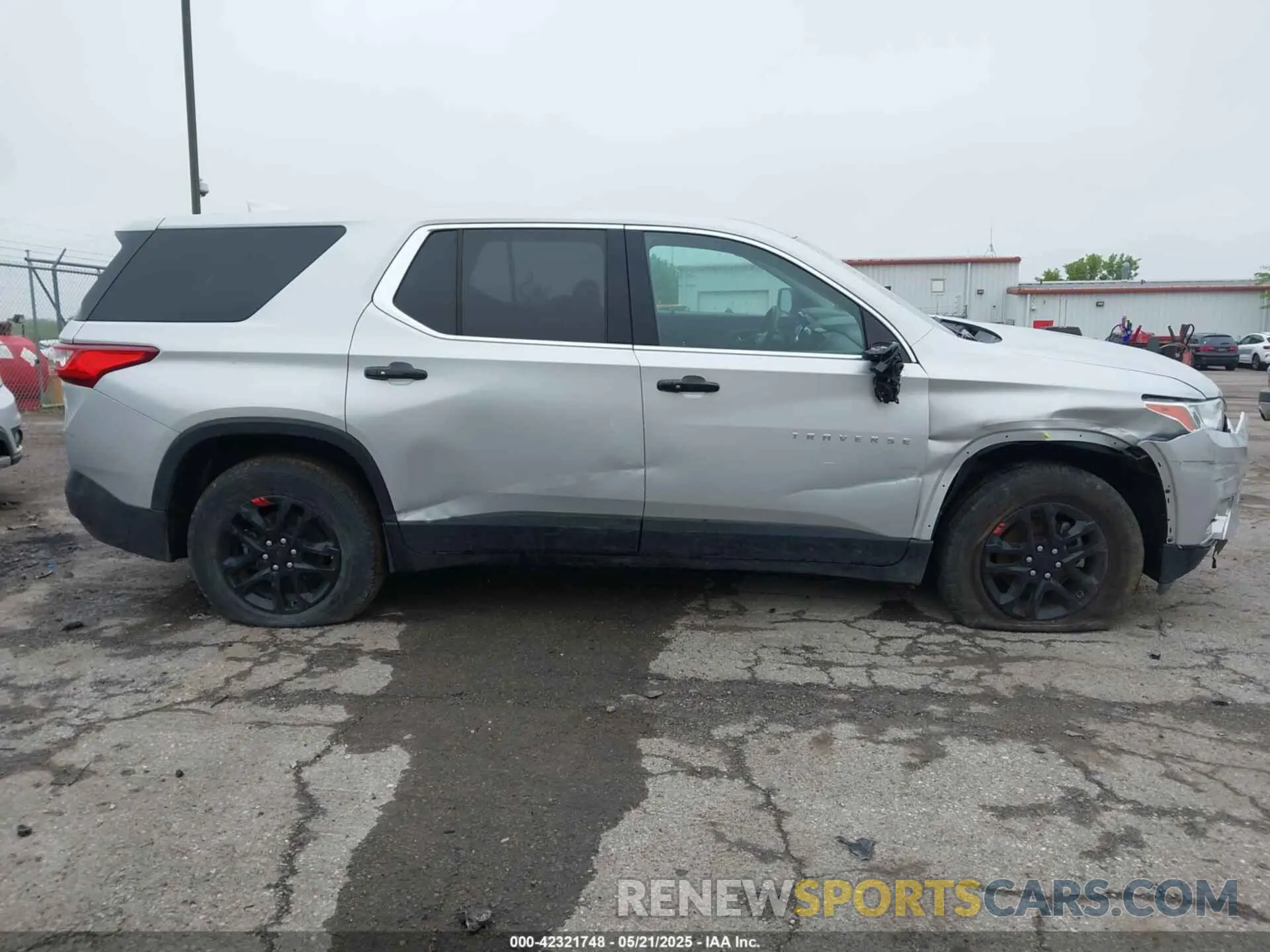 13 Photograph of a damaged car 1GNERFKW8KJ281842 CHEVROLET TRAVERSE 2019