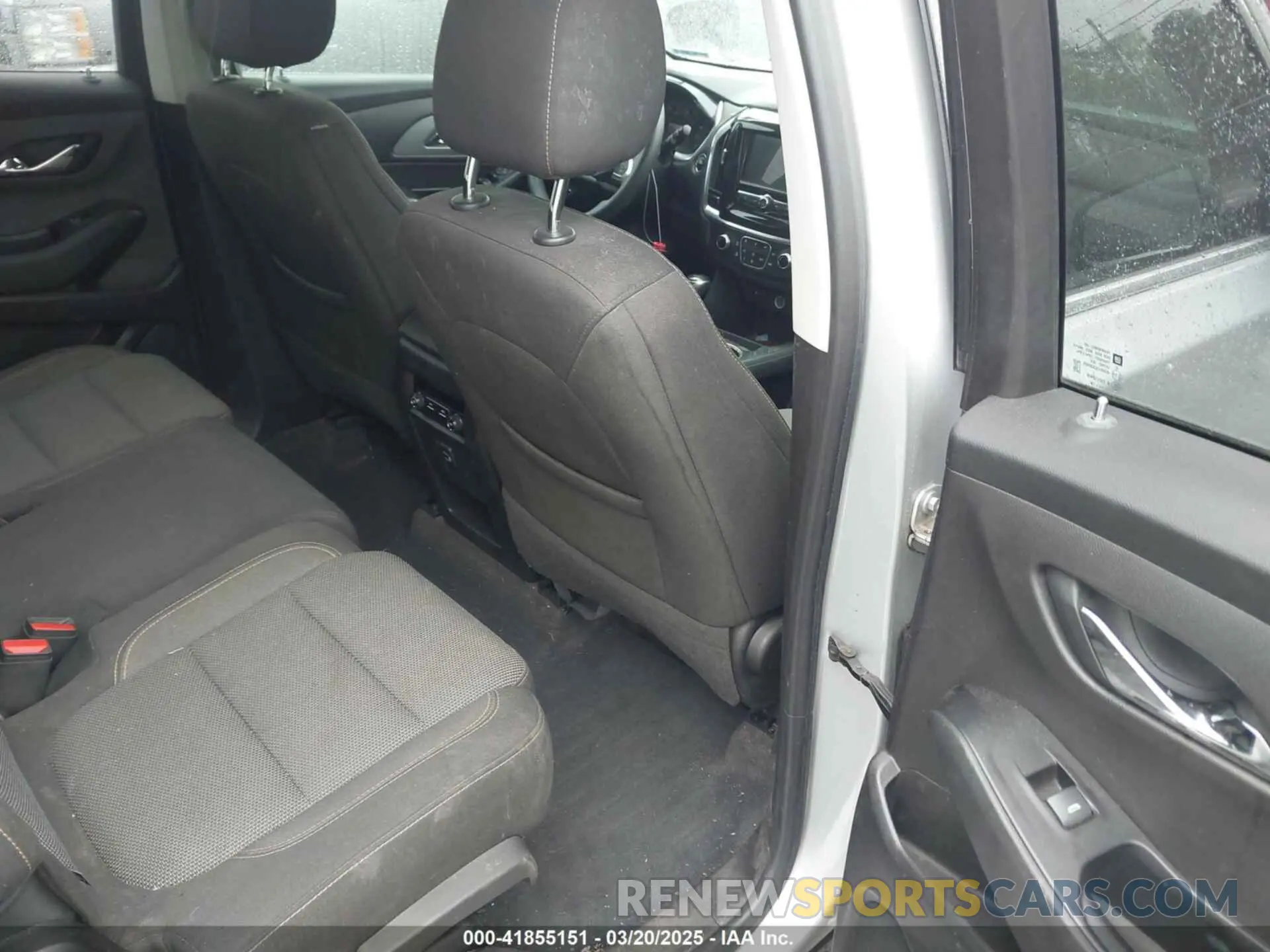 8 Photograph of a damaged car 1GNERFKW8KJ287107 CHEVROLET TRAVERSE 2019