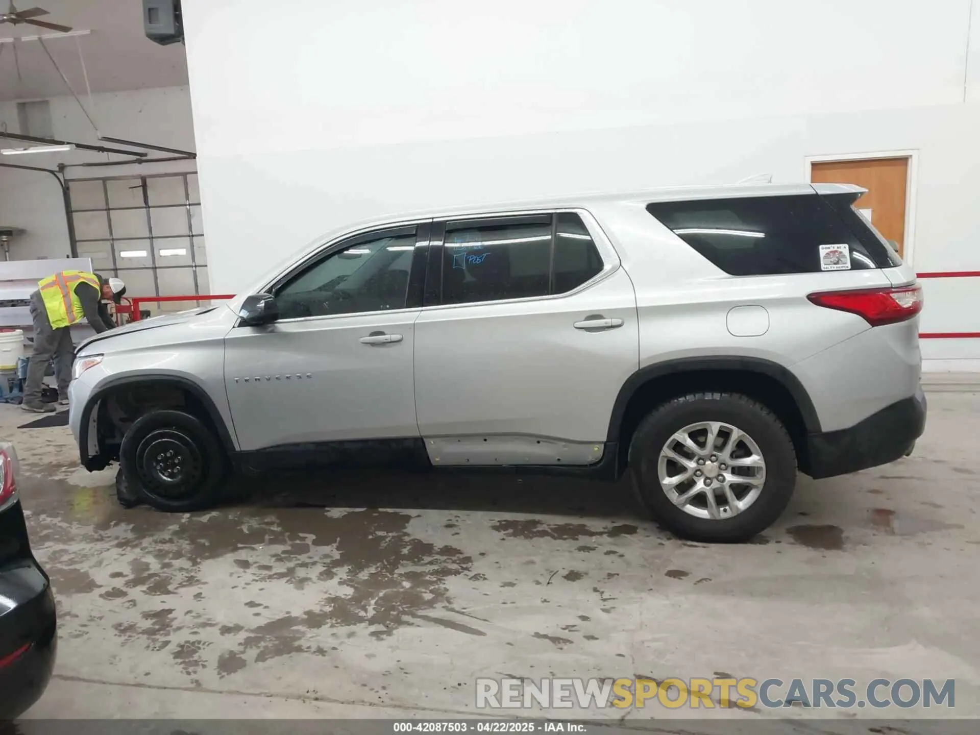 14 Photograph of a damaged car 1GNERFKW9KJ147728 CHEVROLET TRAVERSE 2019