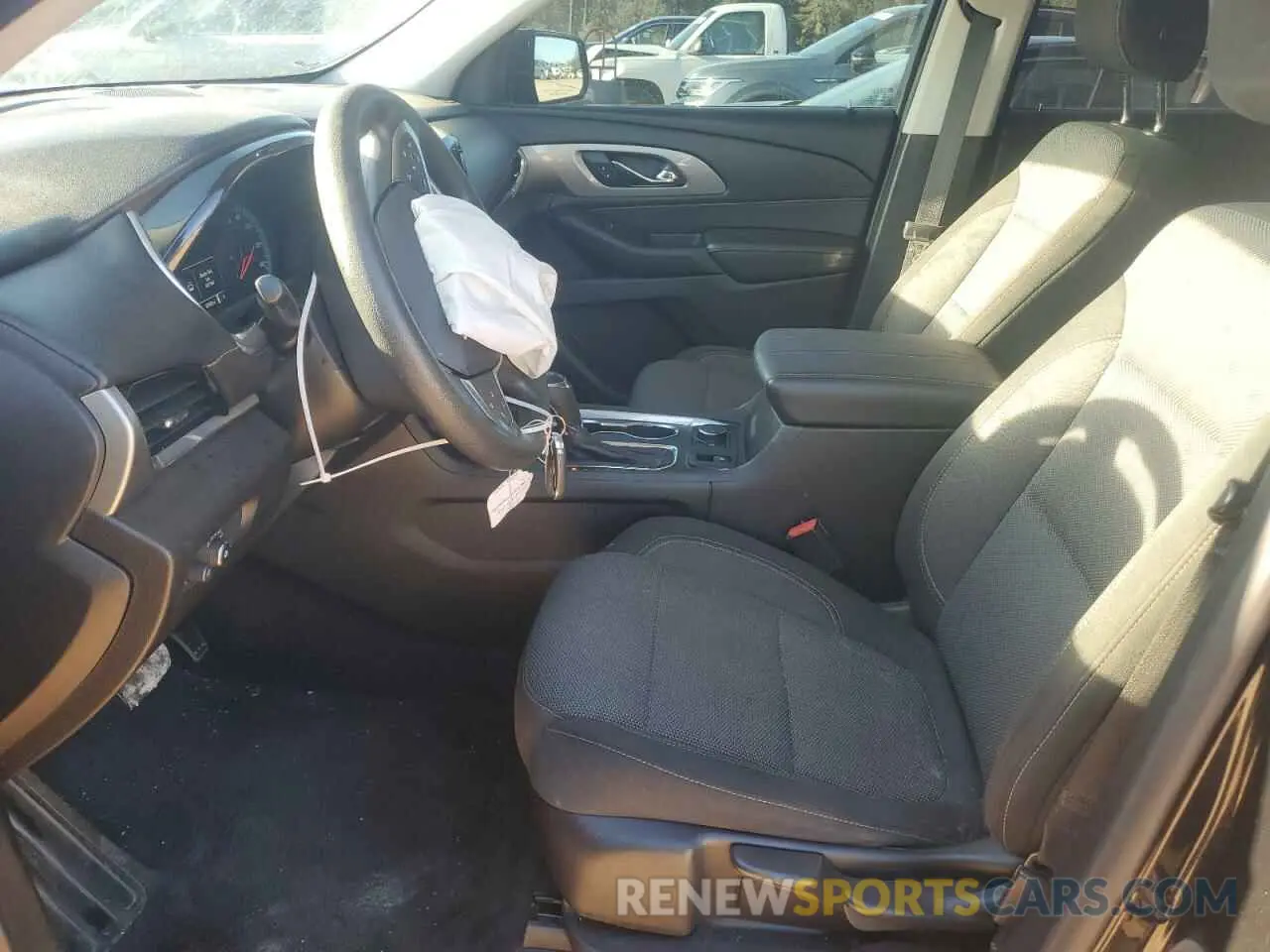 7 Photograph of a damaged car 1GNERFKW9KJ166473 CHEVROLET TRAVERSE 2019