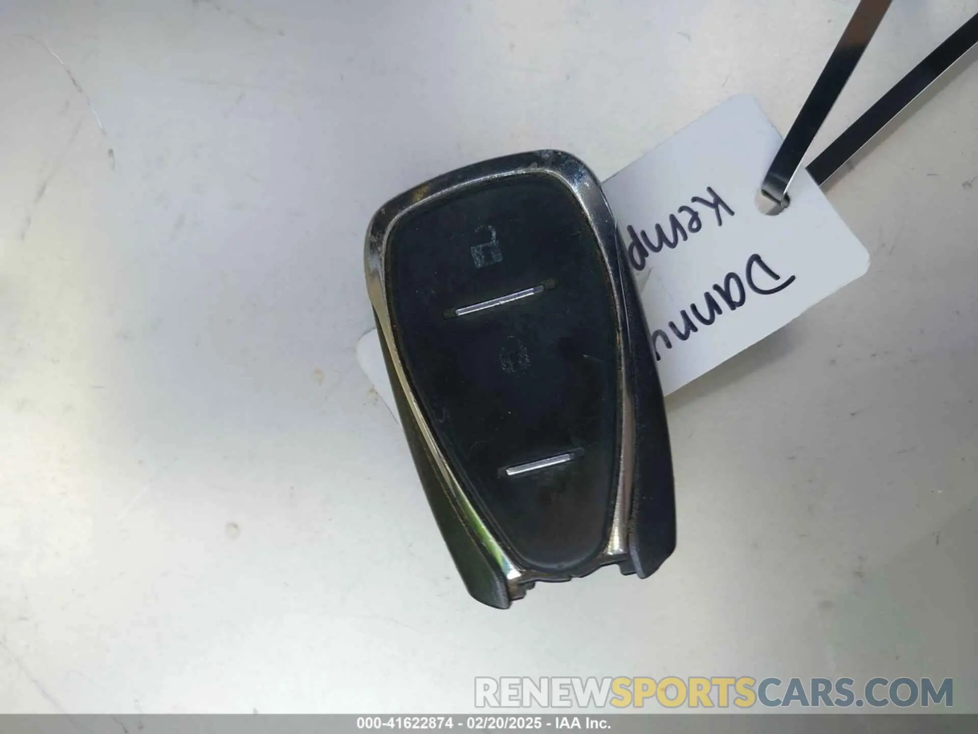 11 Photograph of a damaged car 1GNERFKW9KJ267433 CHEVROLET TRAVERSE 2019