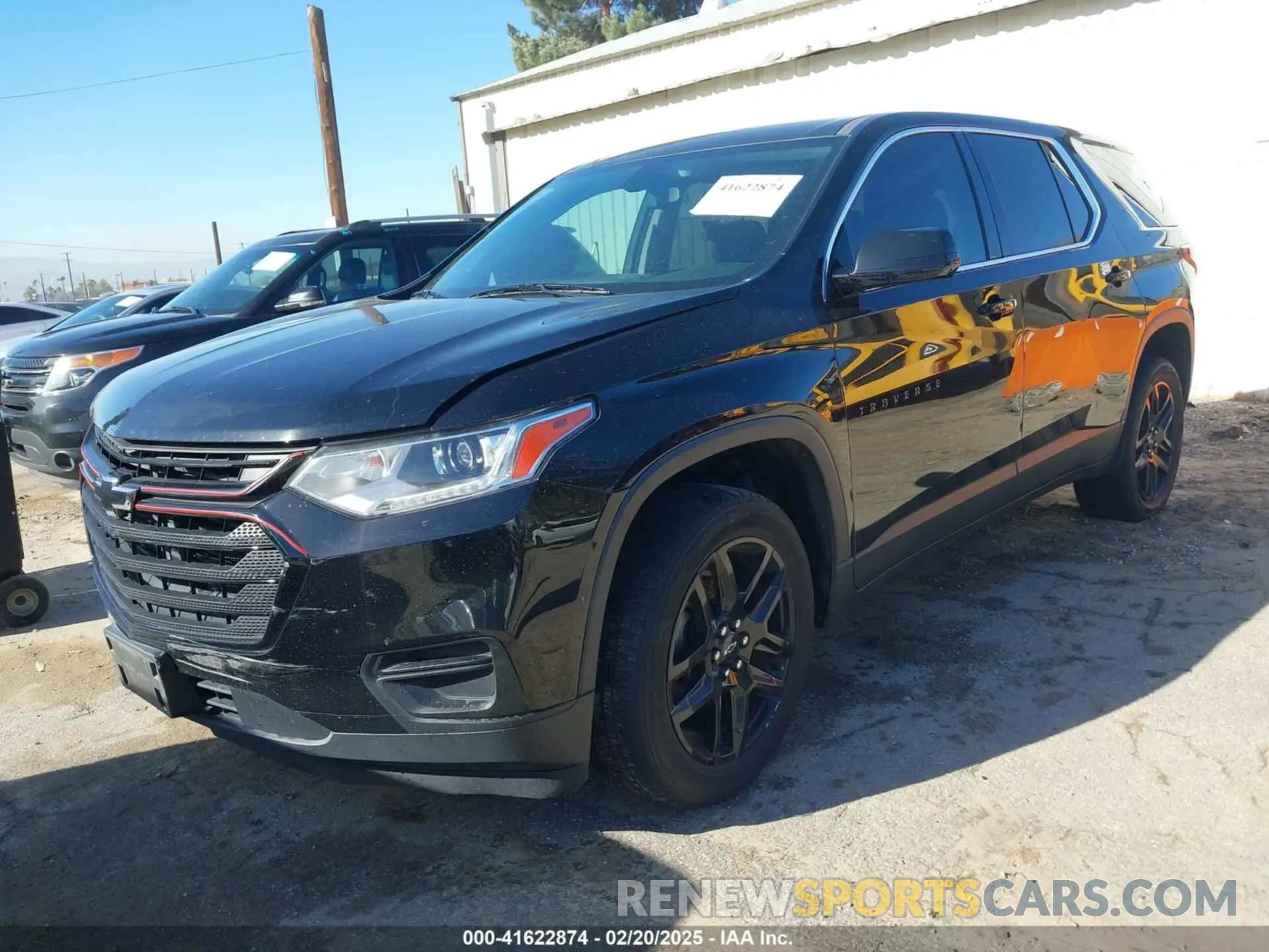 2 Photograph of a damaged car 1GNERFKW9KJ267433 CHEVROLET TRAVERSE 2019