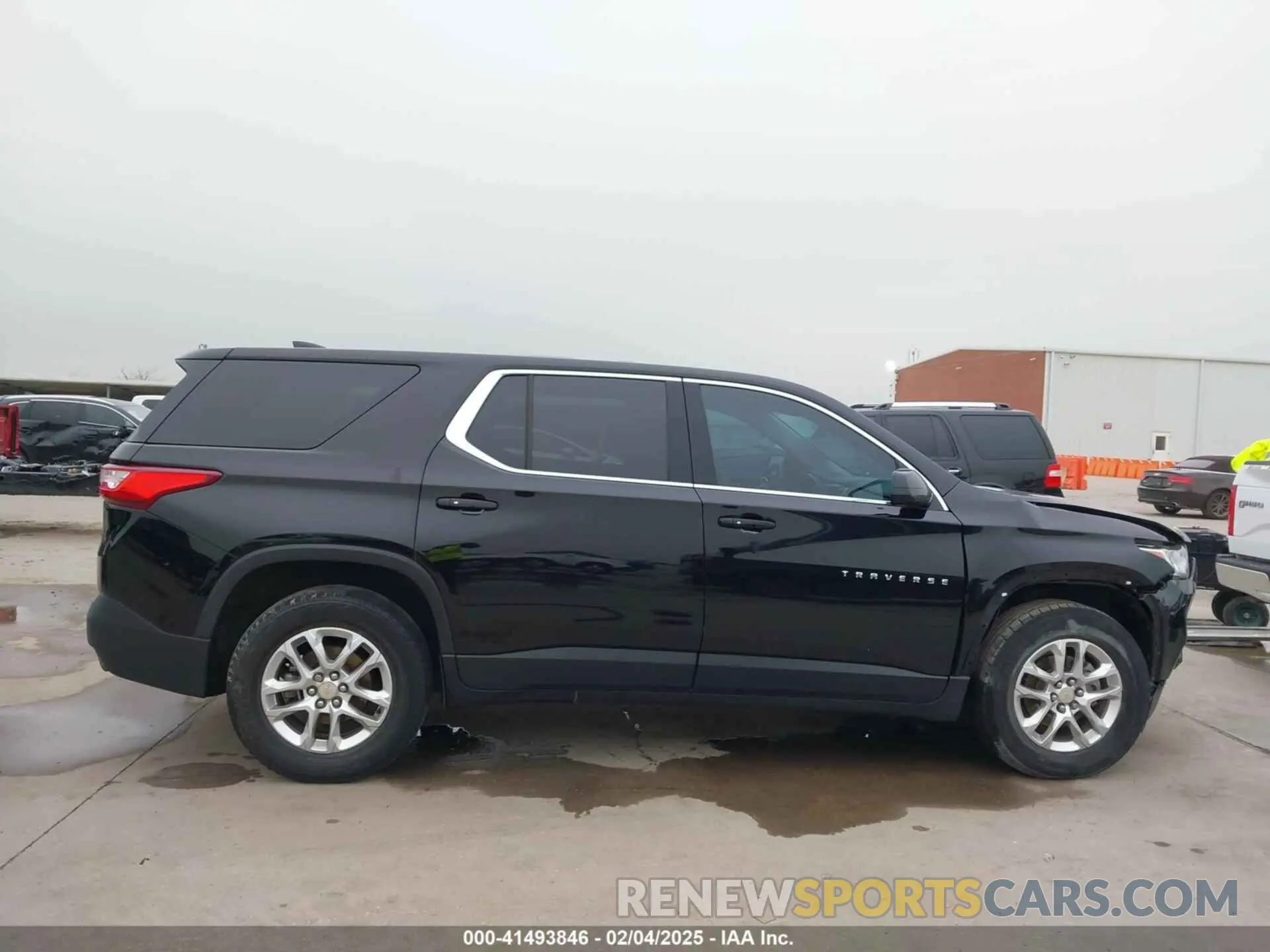 14 Photograph of a damaged car 1GNERFKWXKJ148614 CHEVROLET TRAVERSE 2019