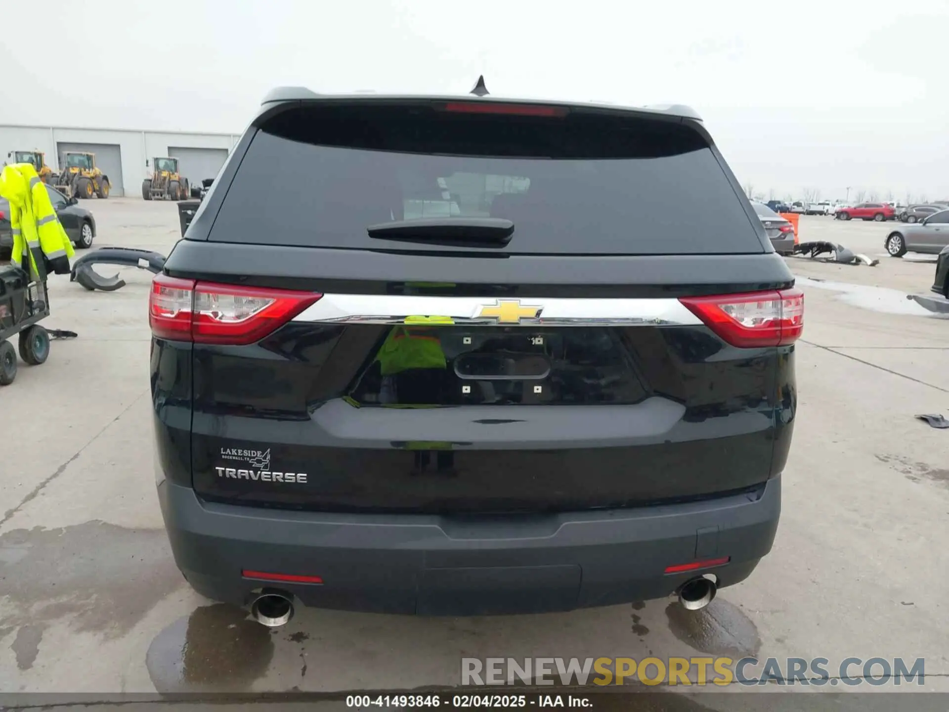 17 Photograph of a damaged car 1GNERFKWXKJ148614 CHEVROLET TRAVERSE 2019