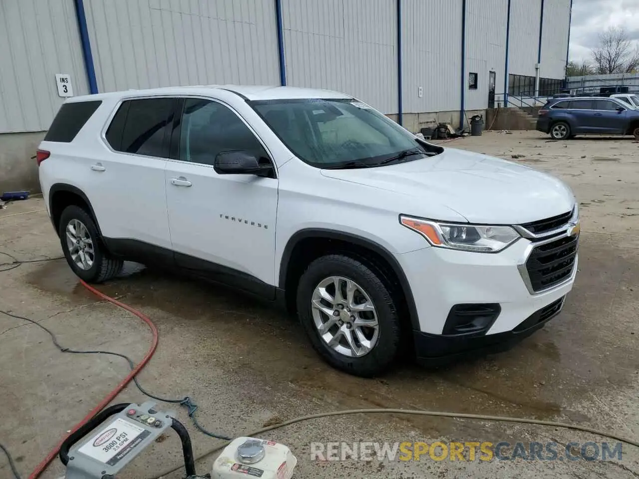 4 Photograph of a damaged car 1GNERFKWXKJ152100 CHEVROLET TRAVERSE 2019