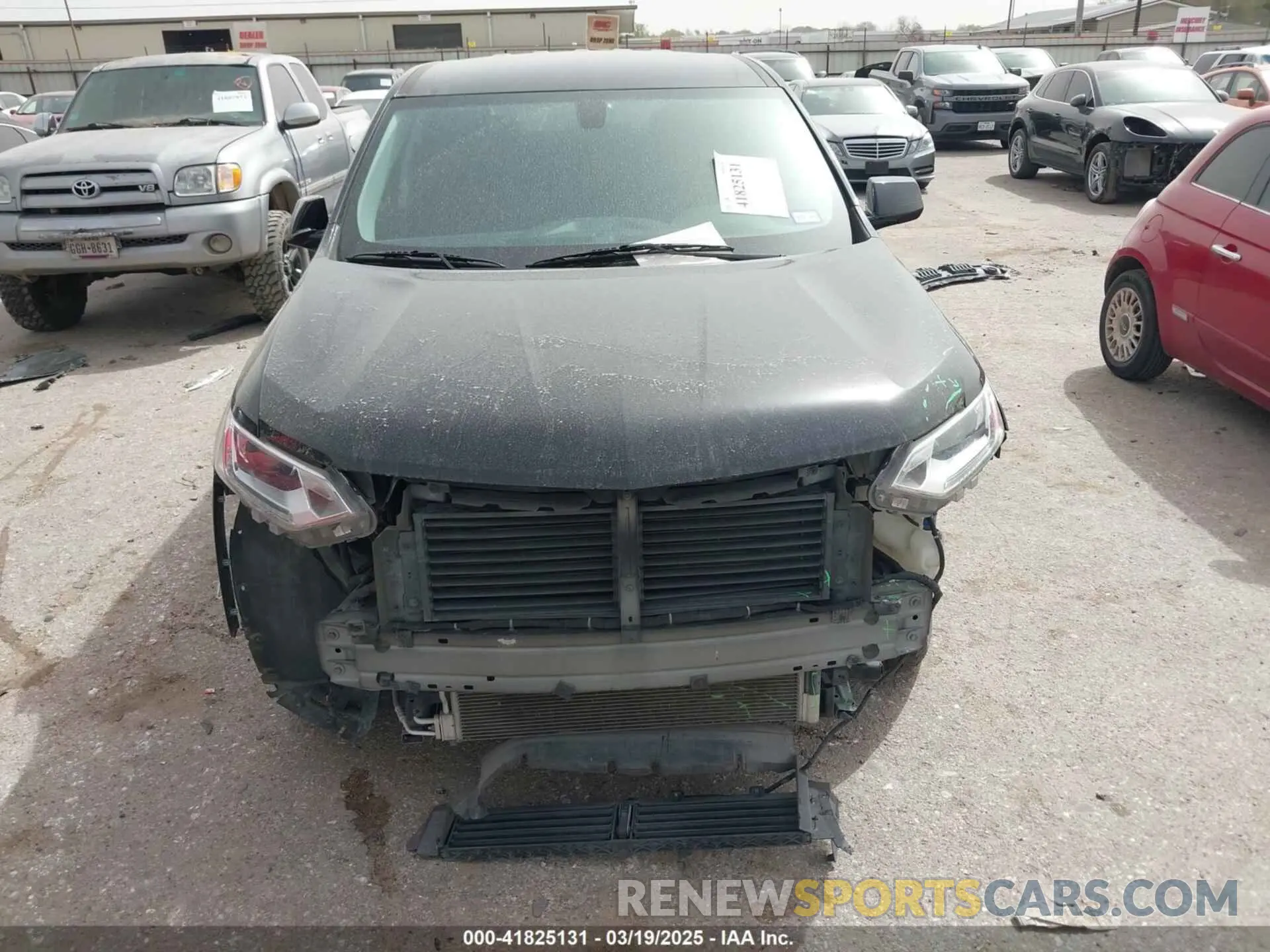 13 Photograph of a damaged car 1GNERFKWXKJ202638 CHEVROLET TRAVERSE 2019