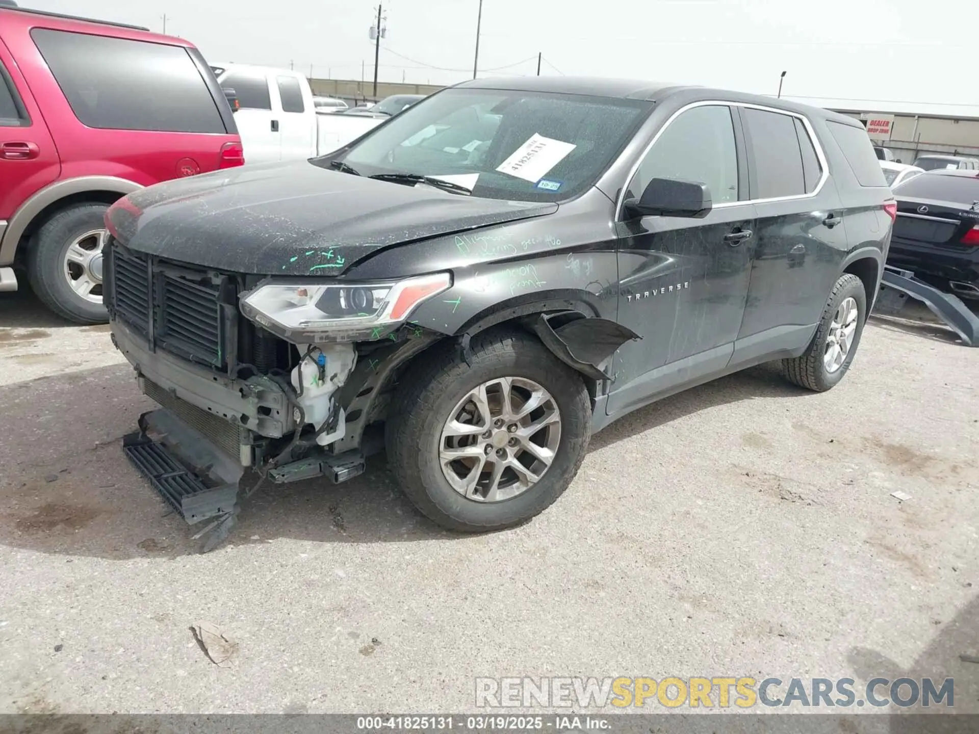 2 Photograph of a damaged car 1GNERFKWXKJ202638 CHEVROLET TRAVERSE 2019