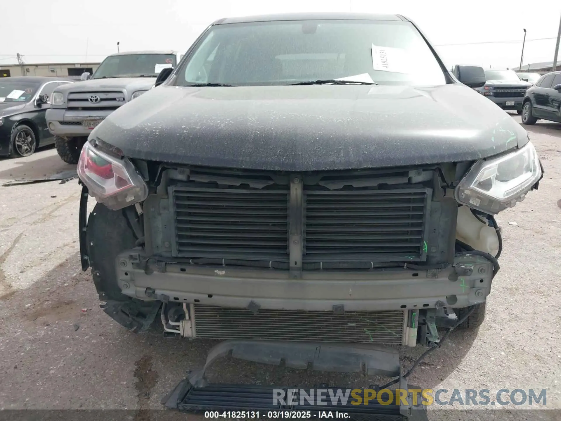 6 Photograph of a damaged car 1GNERFKWXKJ202638 CHEVROLET TRAVERSE 2019