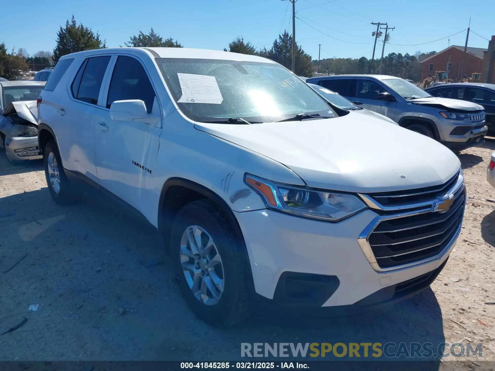 1 Photograph of a damaged car 1GNERFKWXKJ286587 CHEVROLET TRAVERSE 2019