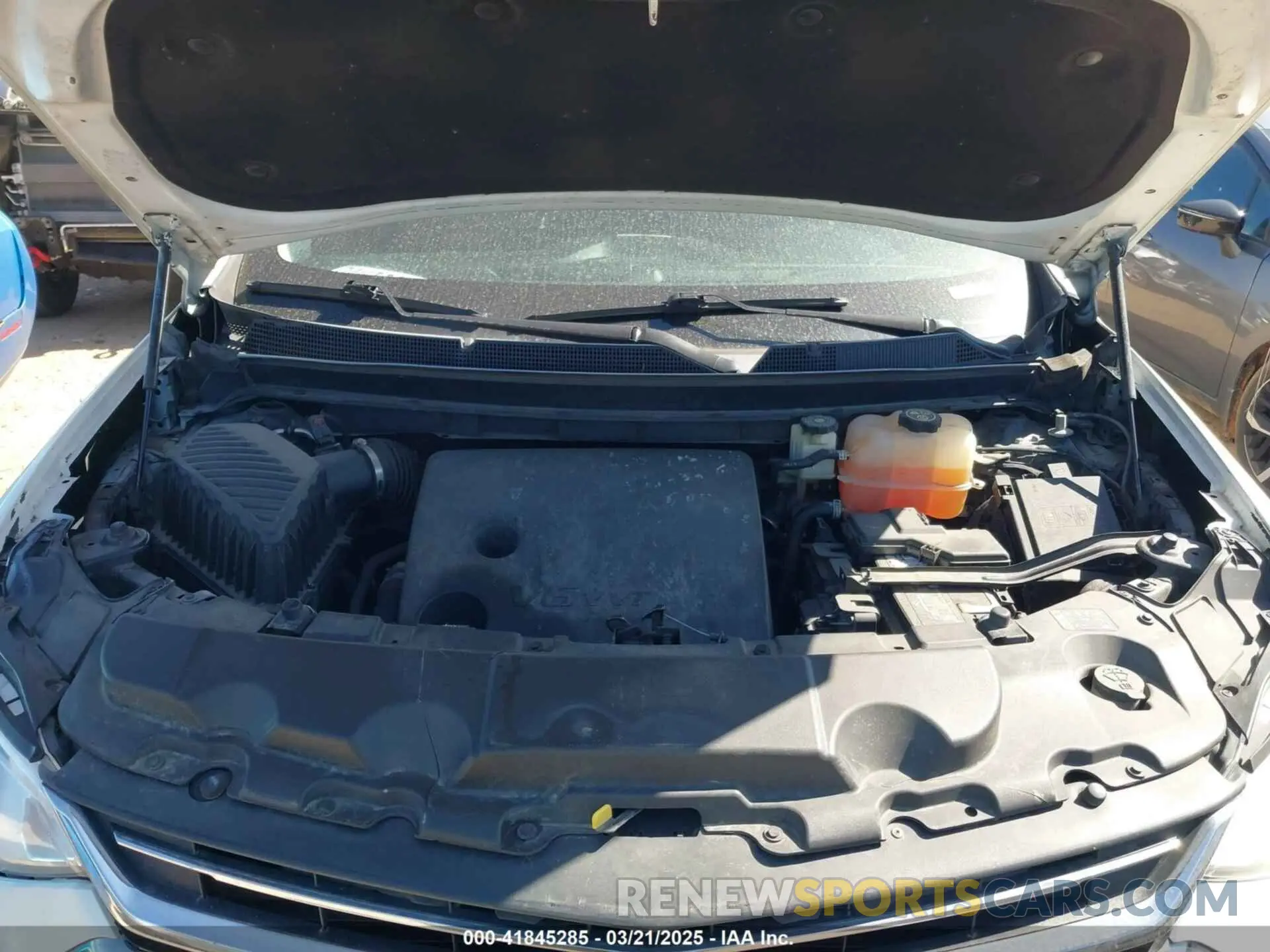 10 Photograph of a damaged car 1GNERFKWXKJ286587 CHEVROLET TRAVERSE 2019