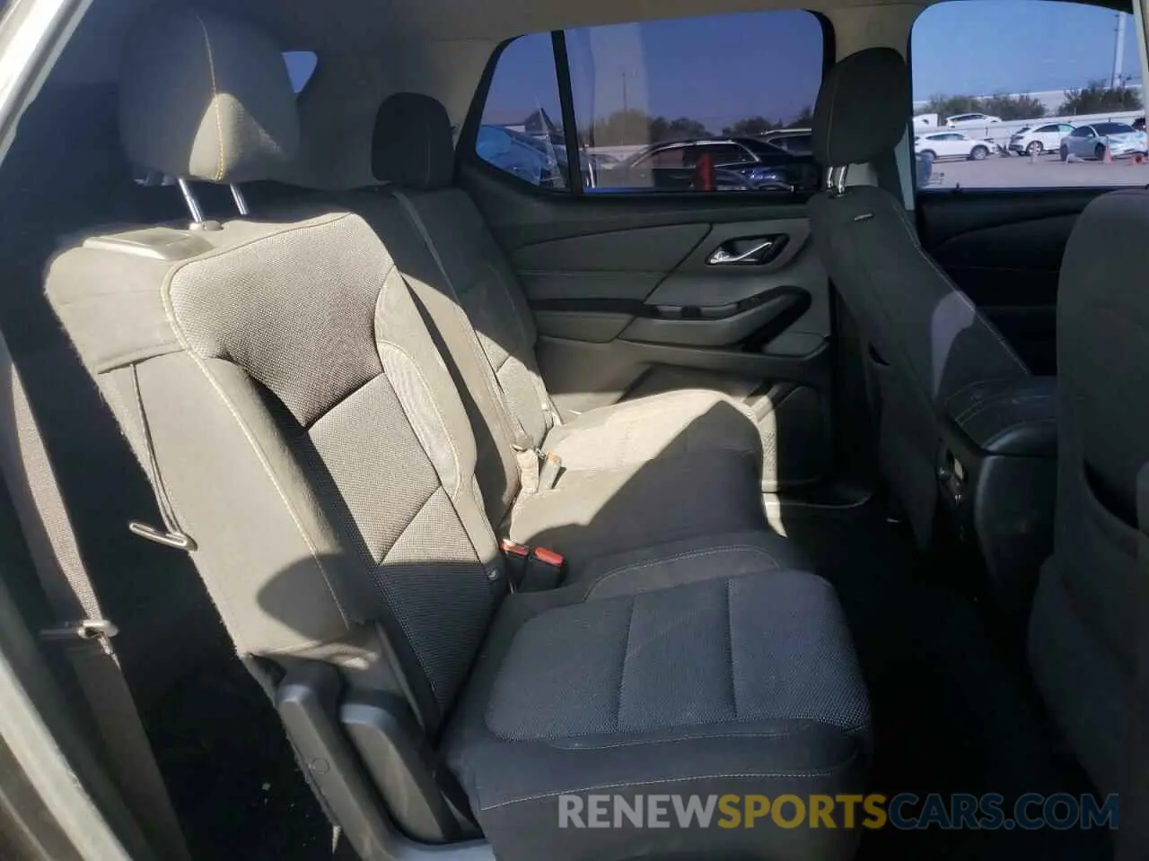 11 Photograph of a damaged car 1GNERFKWXKJ321550 CHEVROLET TRAVERSE 2019
