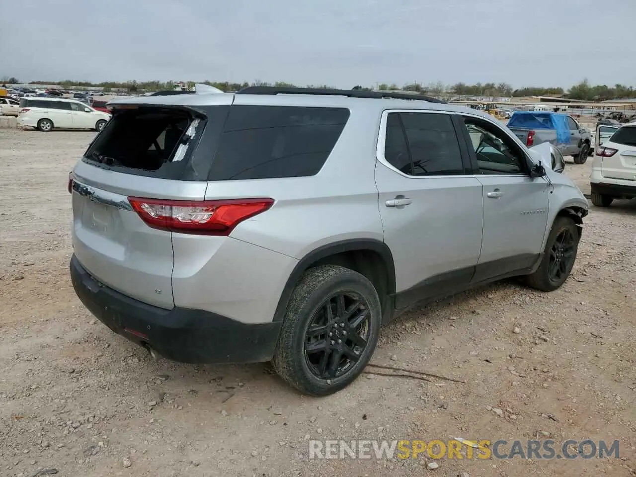 3 Photograph of a damaged car 1GNERGKW0KJ104983 CHEVROLET TRAVERSE 2019
