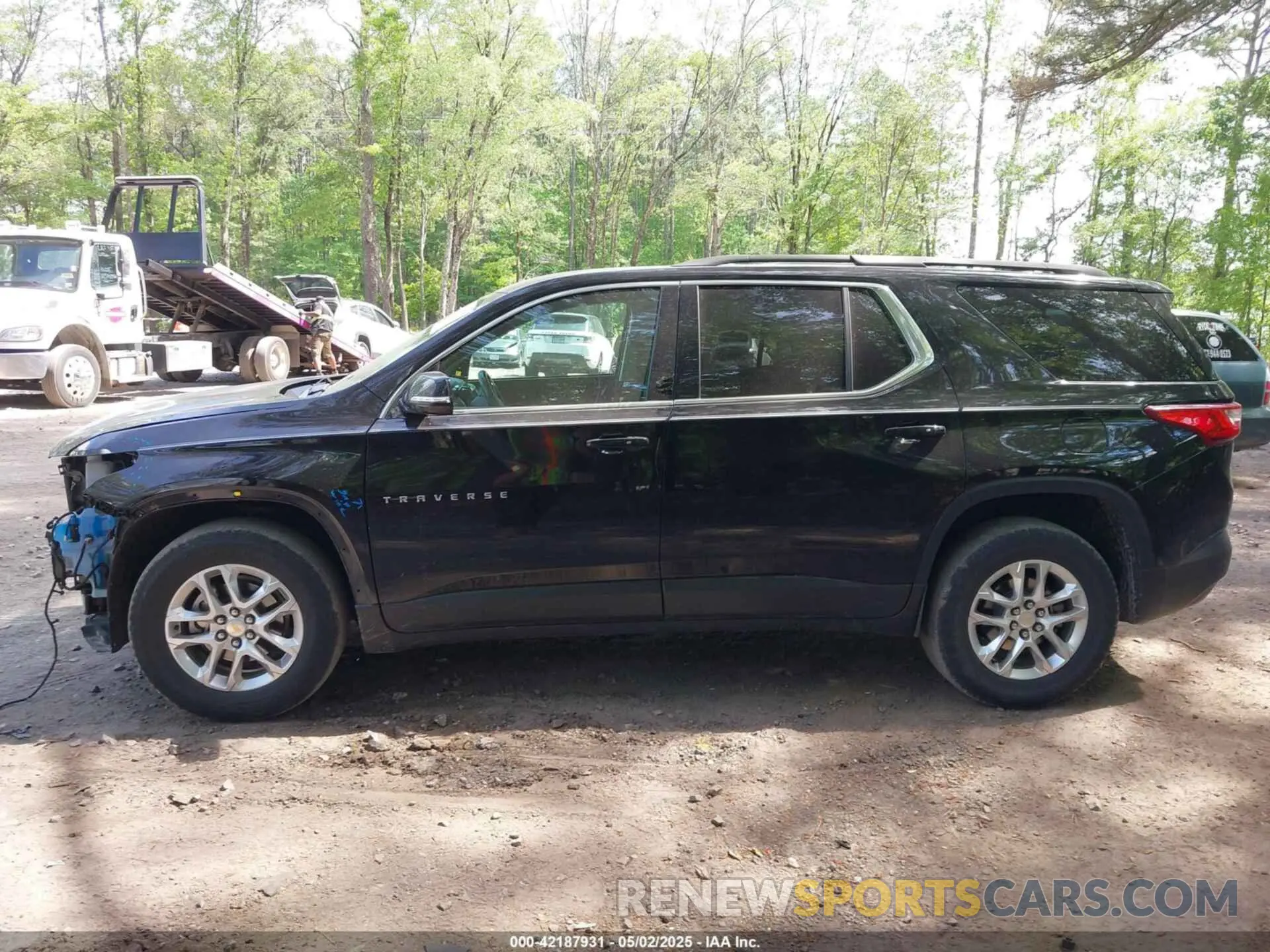 14 Photograph of a damaged car 1GNERGKW0KJ179635 CHEVROLET TRAVERSE 2019