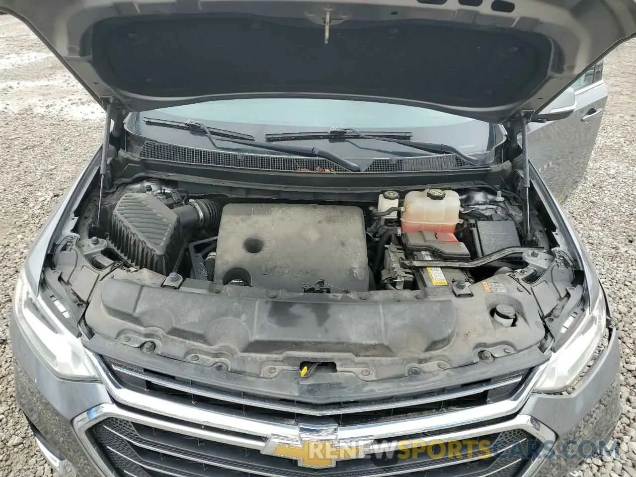 13 Photograph of a damaged car 1GNERGKW1KJ163671 CHEVROLET TRAVERSE 2019
