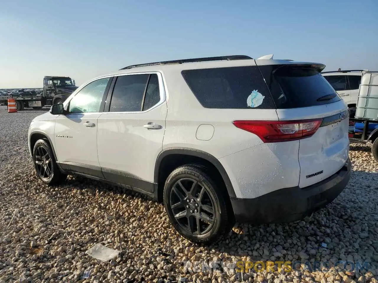 2 Photograph of a damaged car 1GNERGKW1KJ212867 CHEVROLET TRAVERSE 2019