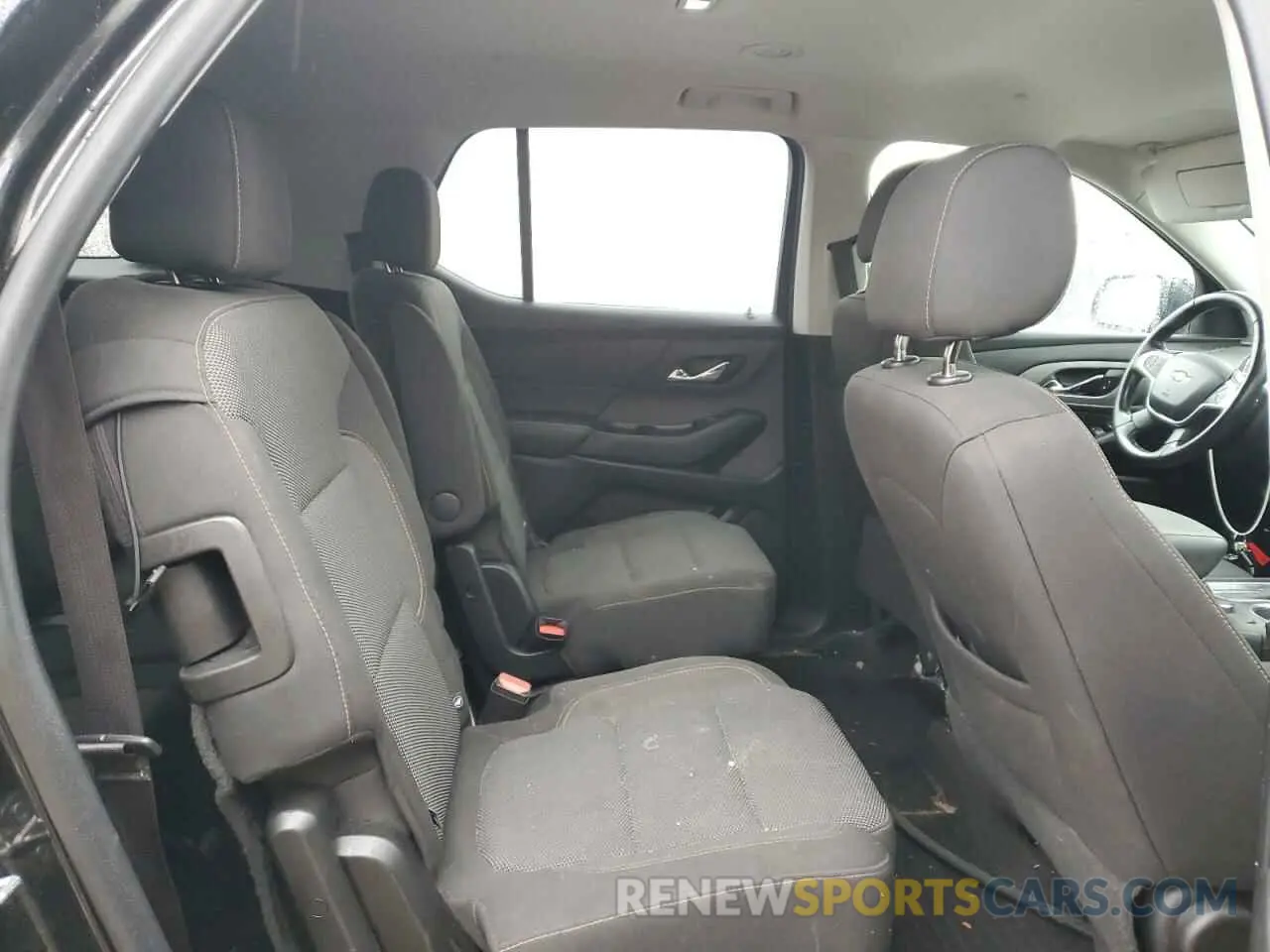 11 Photograph of a damaged car 1GNERGKW1KJ277847 CHEVROLET TRAVERSE 2019