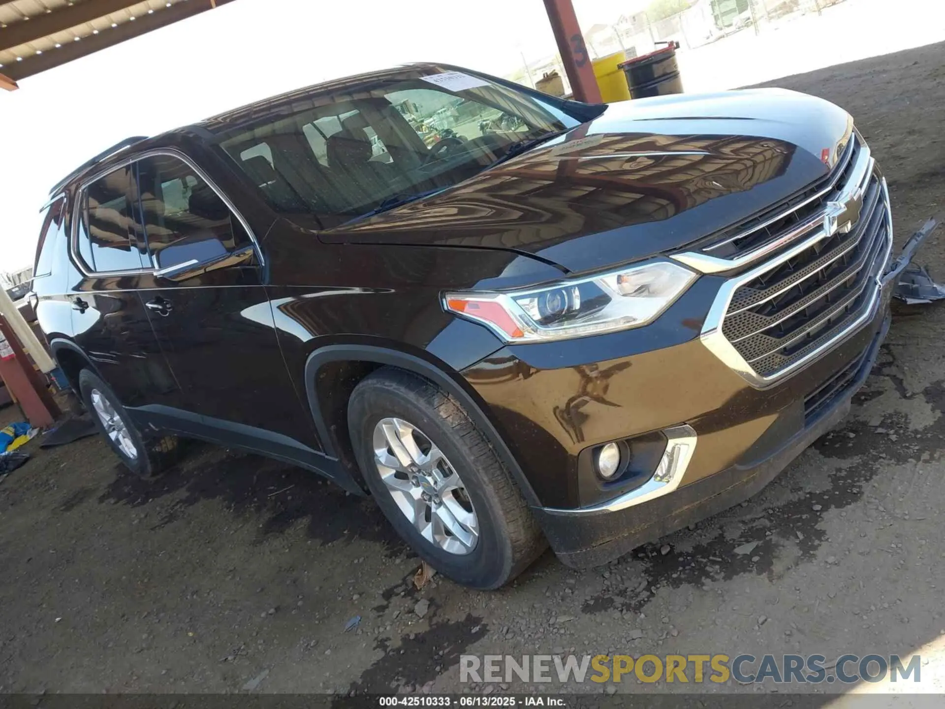 1 Photograph of a damaged car 1GNERGKW2KJ109070 CHEVROLET TRAVERSE 2019