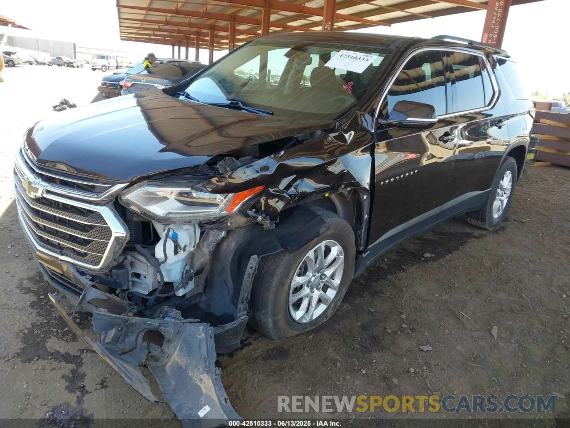 6 Photograph of a damaged car 1GNERGKW2KJ109070 CHEVROLET TRAVERSE 2019