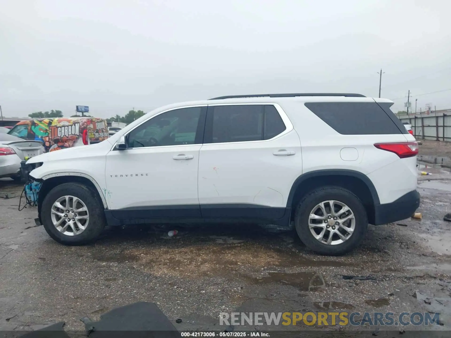 15 Photograph of a damaged car 1GNERGKW2KJ128010 CHEVROLET TRAVERSE 2019