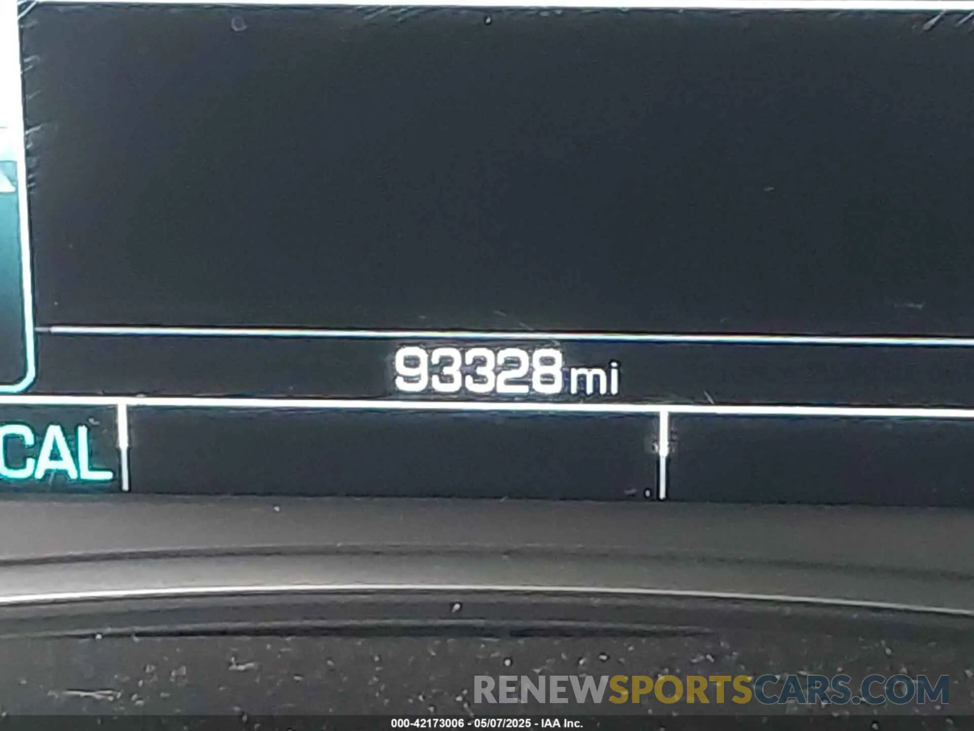 16 Photograph of a damaged car 1GNERGKW2KJ128010 CHEVROLET TRAVERSE 2019