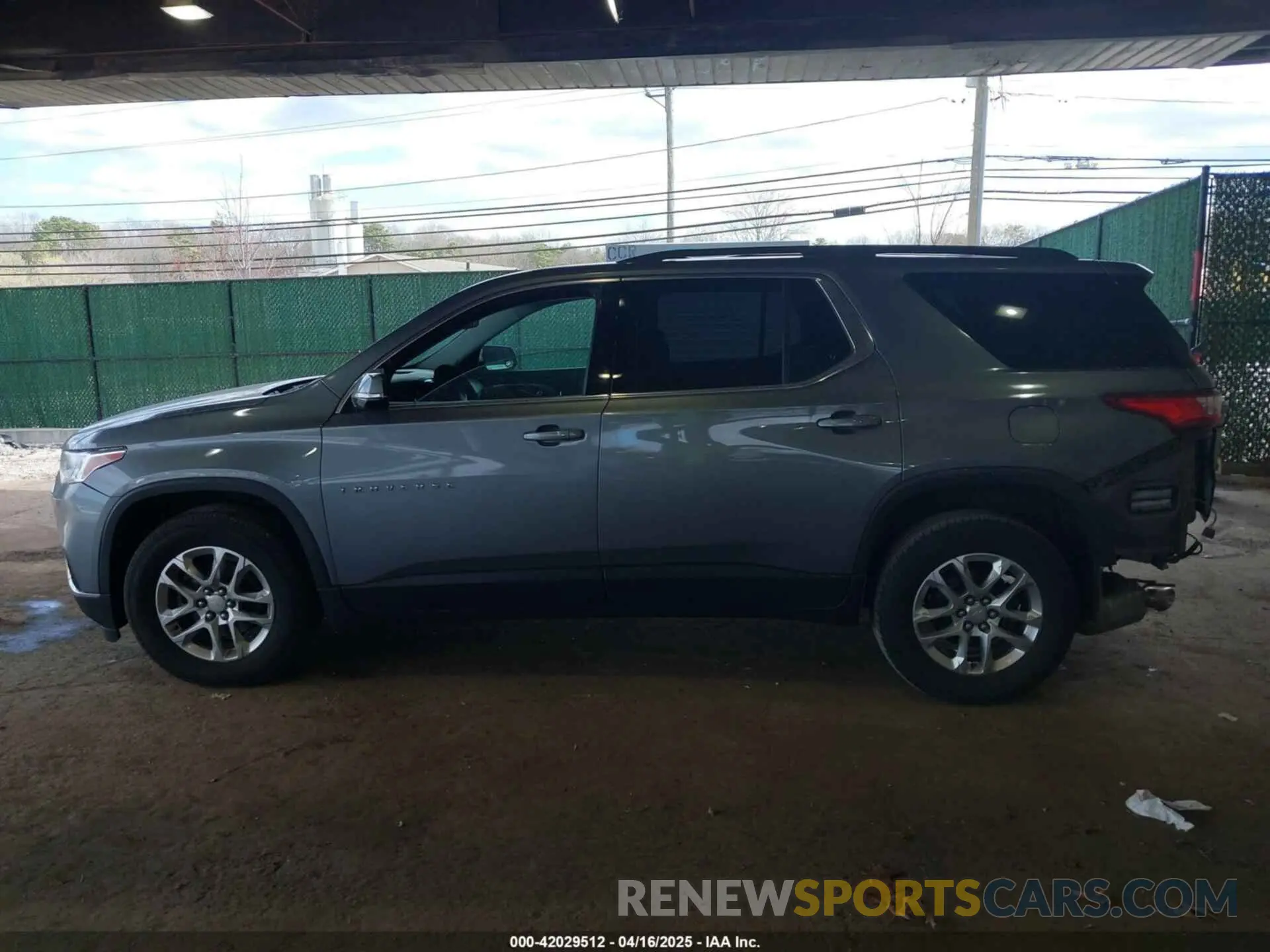 14 Photograph of a damaged car 1GNERGKW2KJ134096 CHEVROLET TRAVERSE 2019