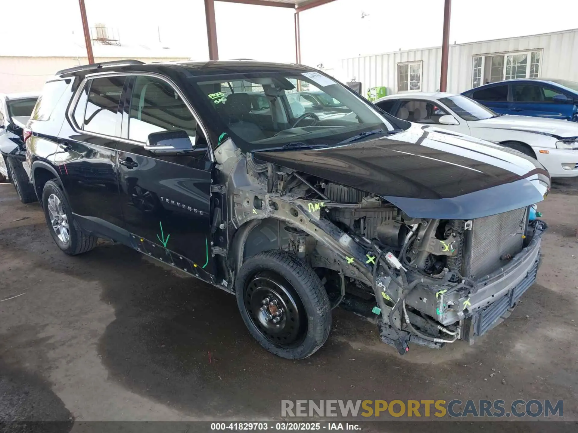 1 Photograph of a damaged car 1GNERGKW2KJ171732 CHEVROLET TRAVERSE 2019