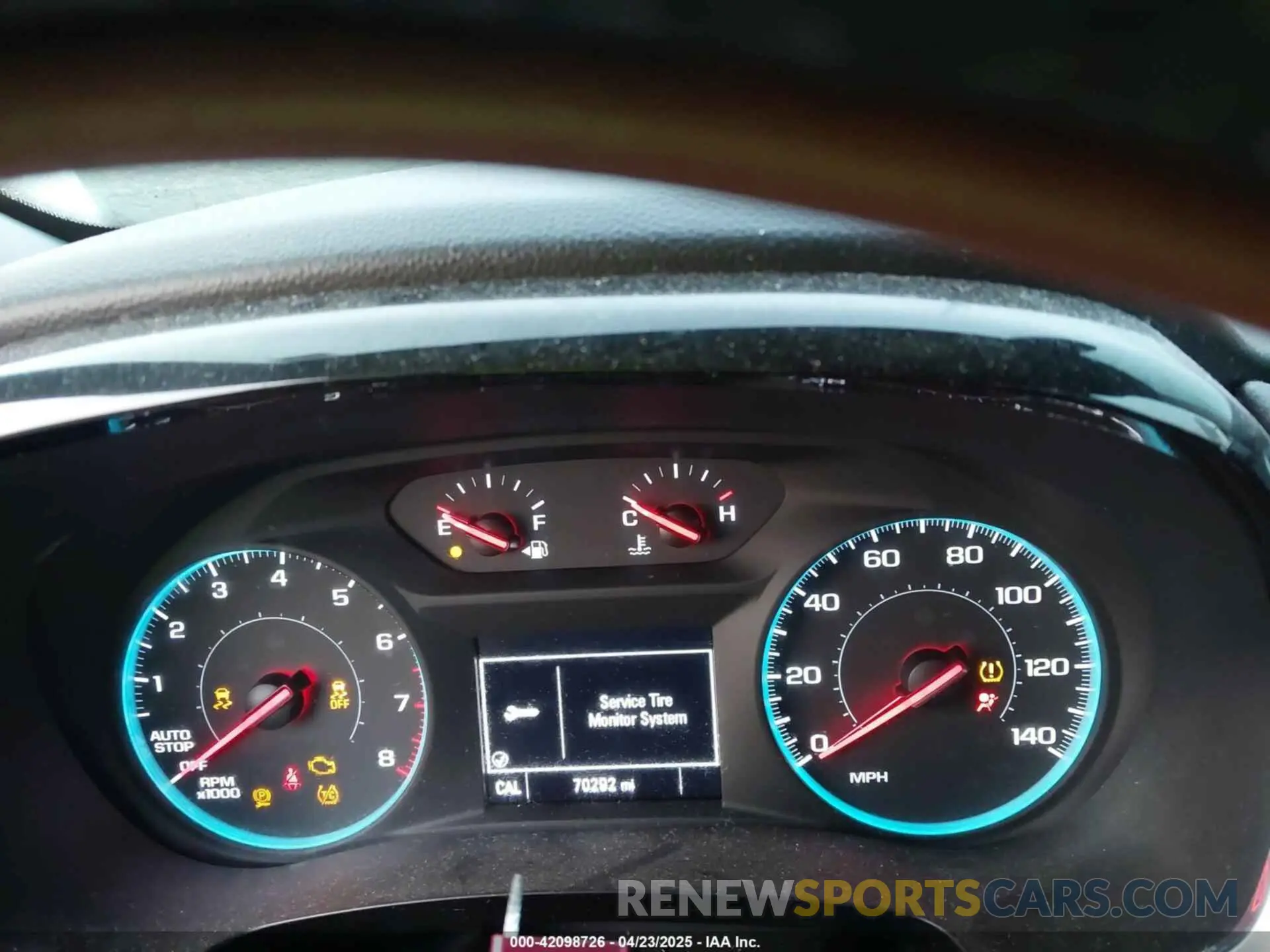 7 Photograph of a damaged car 1GNERGKW2KJ272317 CHEVROLET TRAVERSE 2019