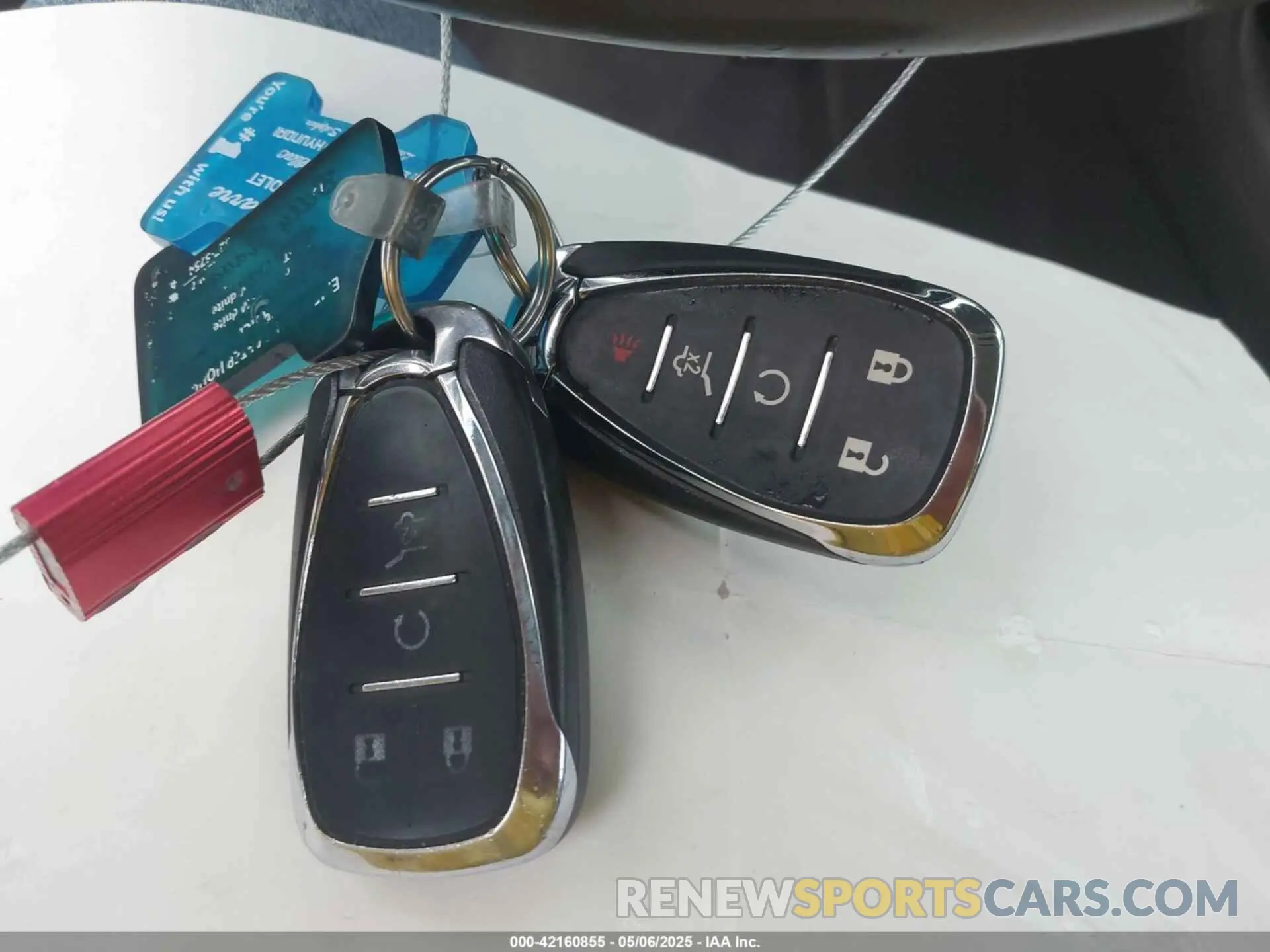 11 Photograph of a damaged car 1GNERGKW2KJ279929 CHEVROLET TRAVERSE 2019