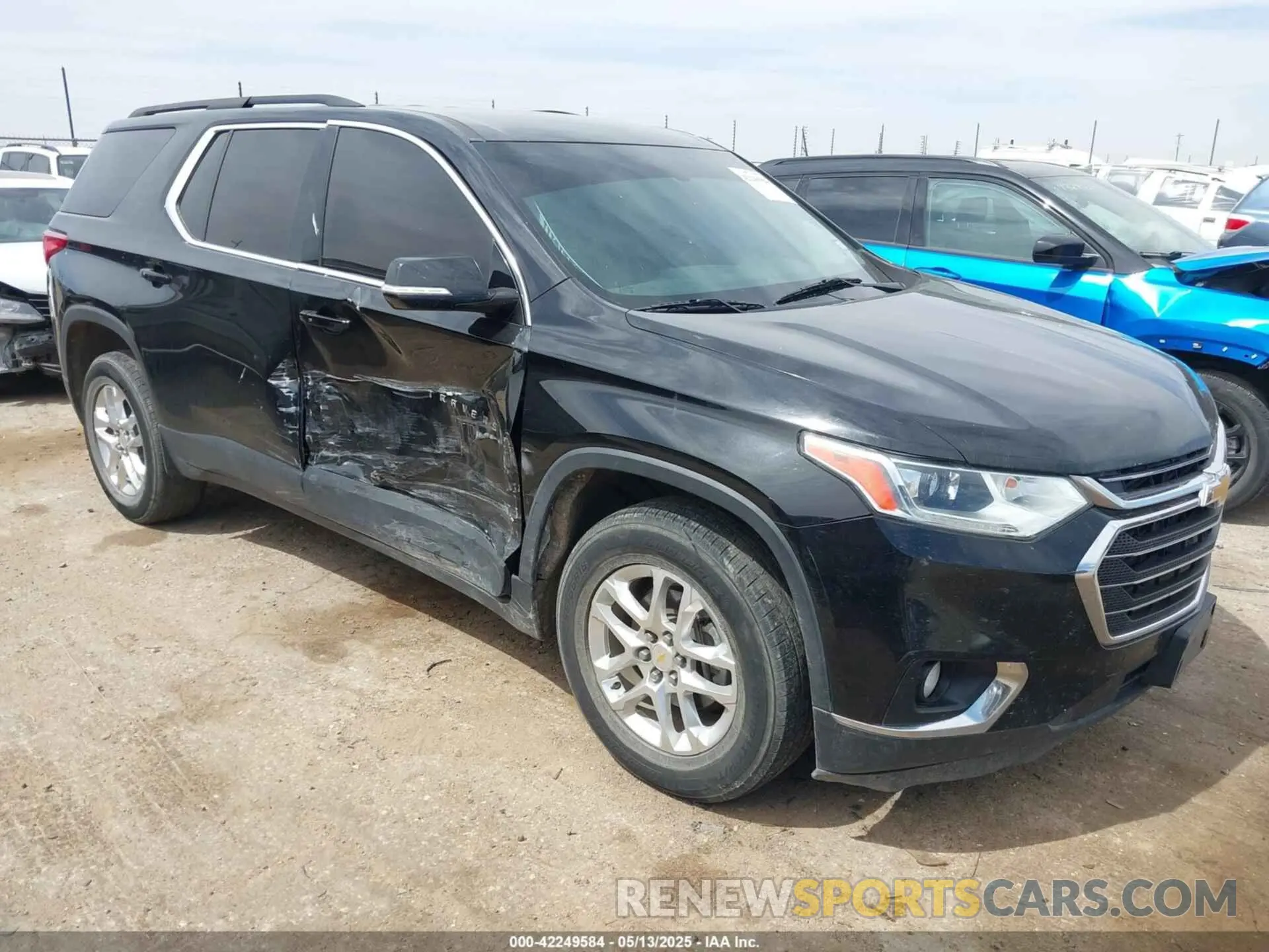1 Photograph of a damaged car 1GNERGKW2KJ283981 CHEVROLET TRAVERSE 2019