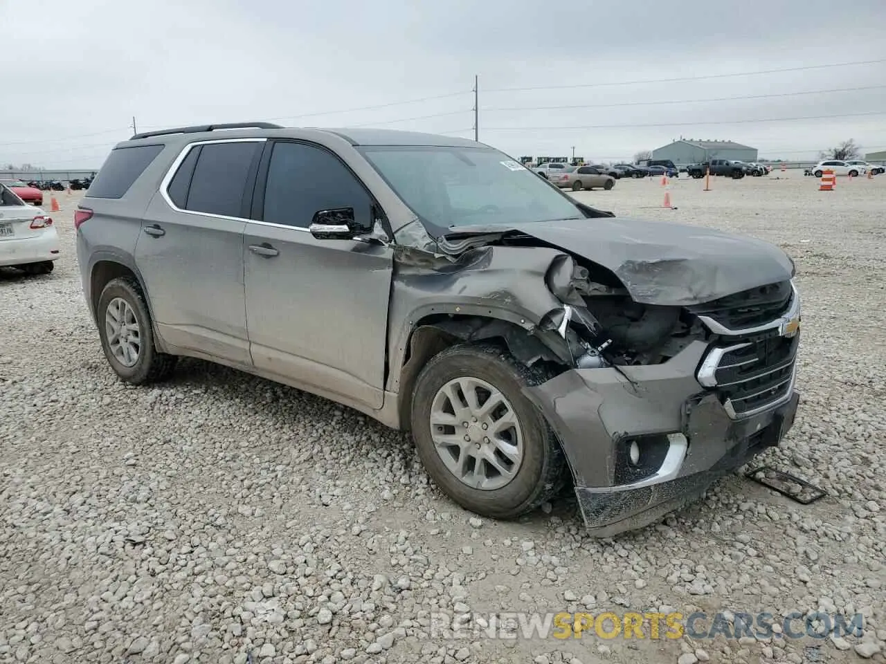 4 Photograph of a damaged car 1GNERGKW3KJ127819 CHEVROLET TRAVERSE 2019
