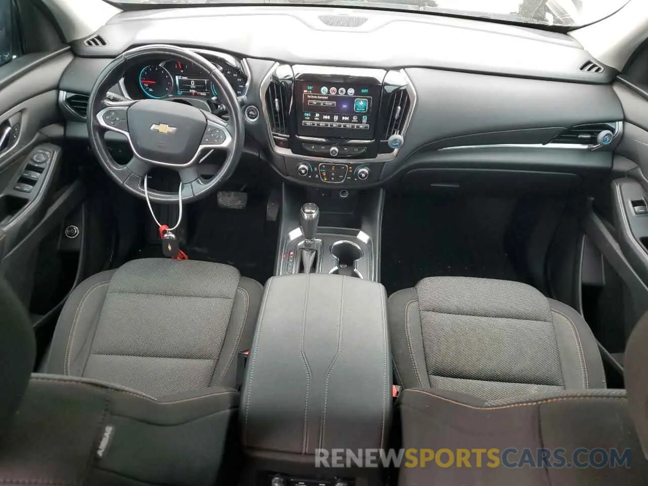 8 Photograph of a damaged car 1GNERGKW3KJ127819 CHEVROLET TRAVERSE 2019