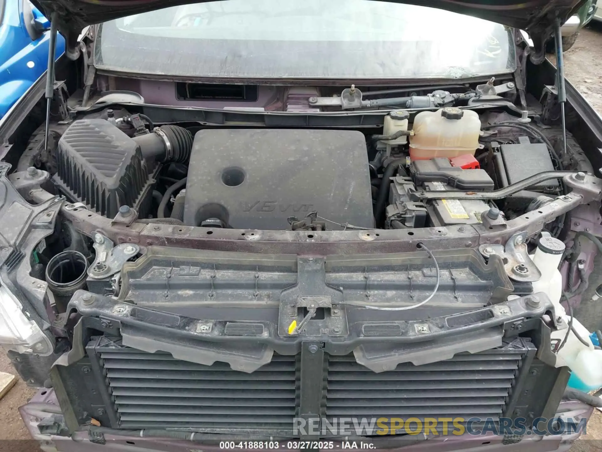 10 Photograph of a damaged car 1GNERGKW3KJ155278 CHEVROLET TRAVERSE 2019
