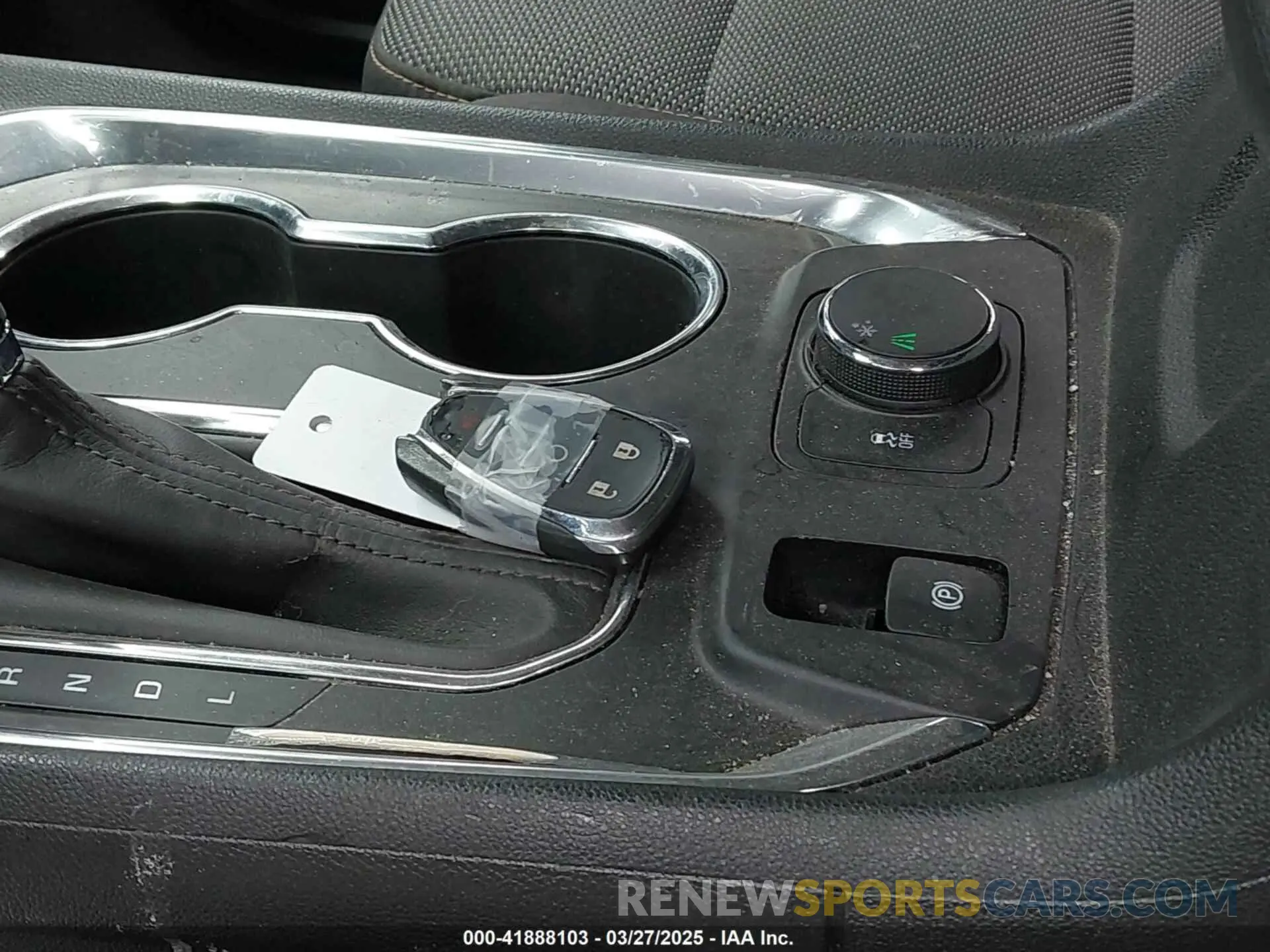 11 Photograph of a damaged car 1GNERGKW3KJ155278 CHEVROLET TRAVERSE 2019