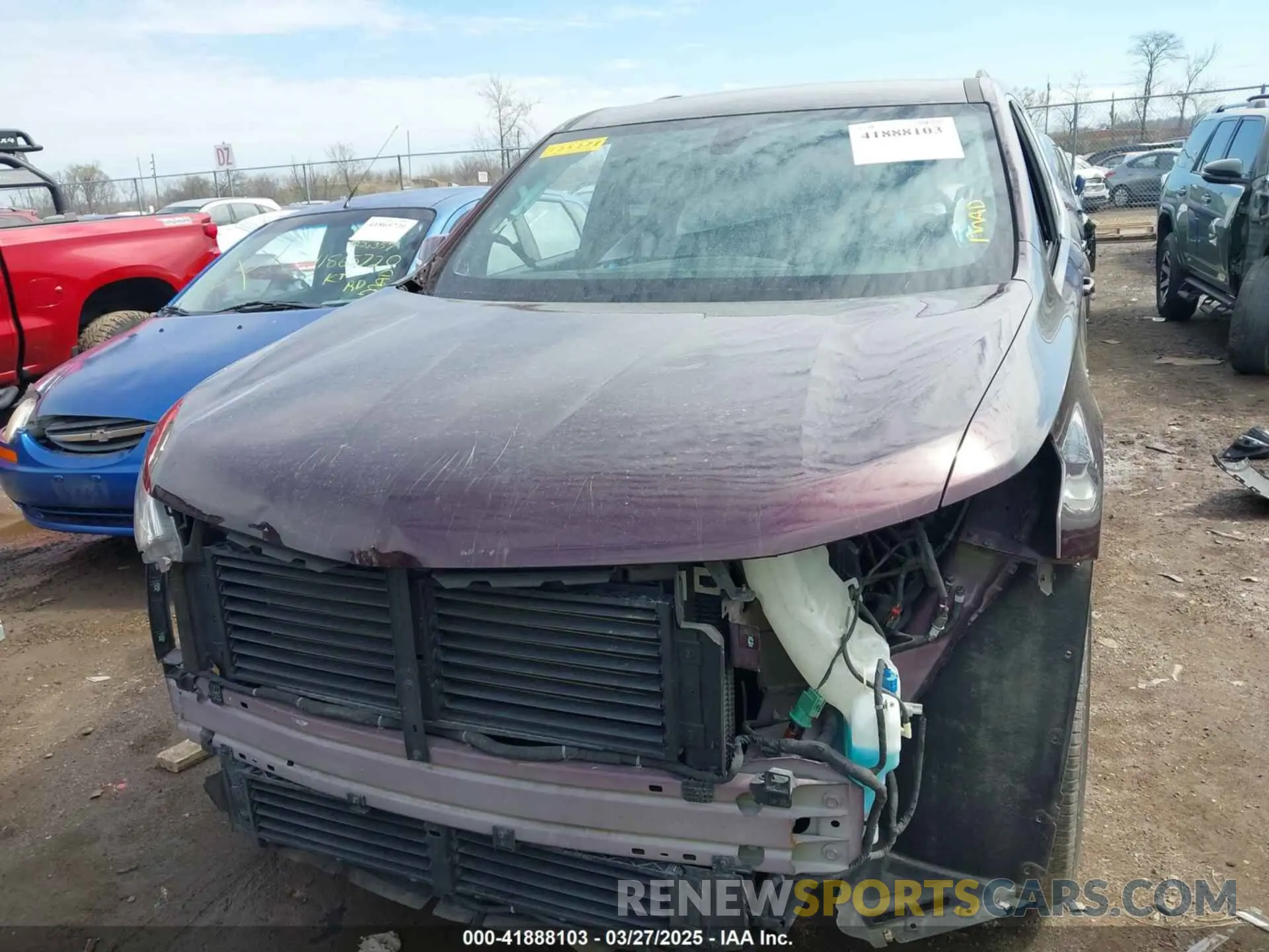 13 Photograph of a damaged car 1GNERGKW3KJ155278 CHEVROLET TRAVERSE 2019