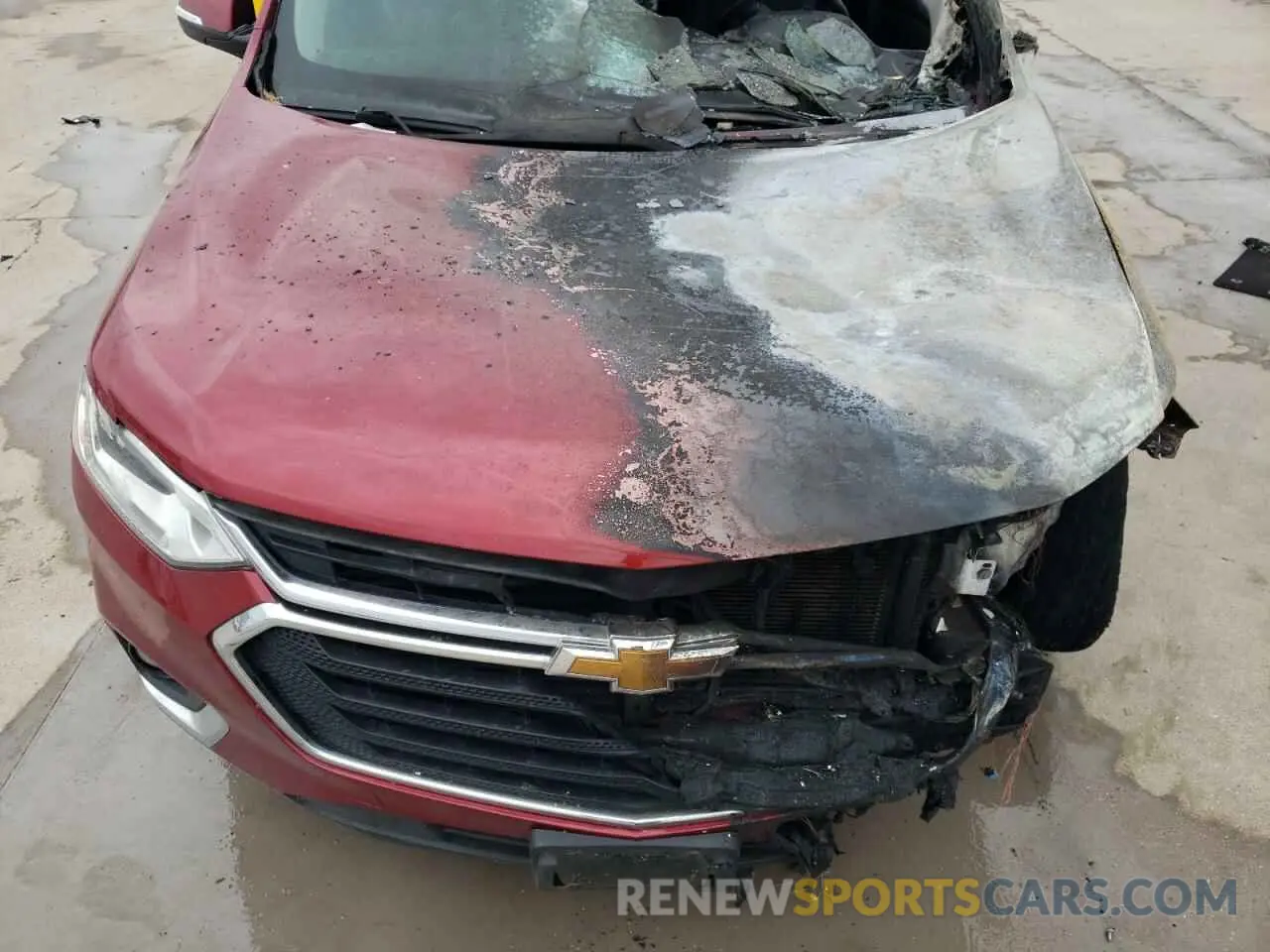 12 Photograph of a damaged car 1GNERGKW3KJ197742 CHEVROLET TRAVERSE 2019