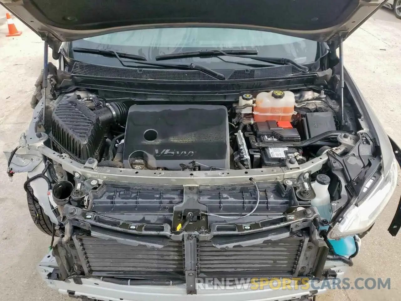 12 Photograph of a damaged car 1GNERGKW3KJ201899 CHEVROLET TRAVERSE 2019