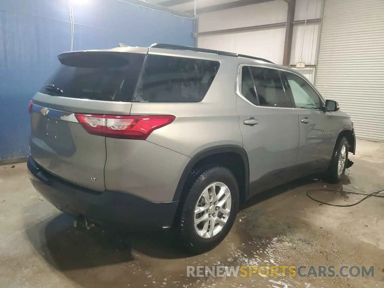 3 Photograph of a damaged car 1GNERGKW3KJ205824 CHEVROLET TRAVERSE 2019