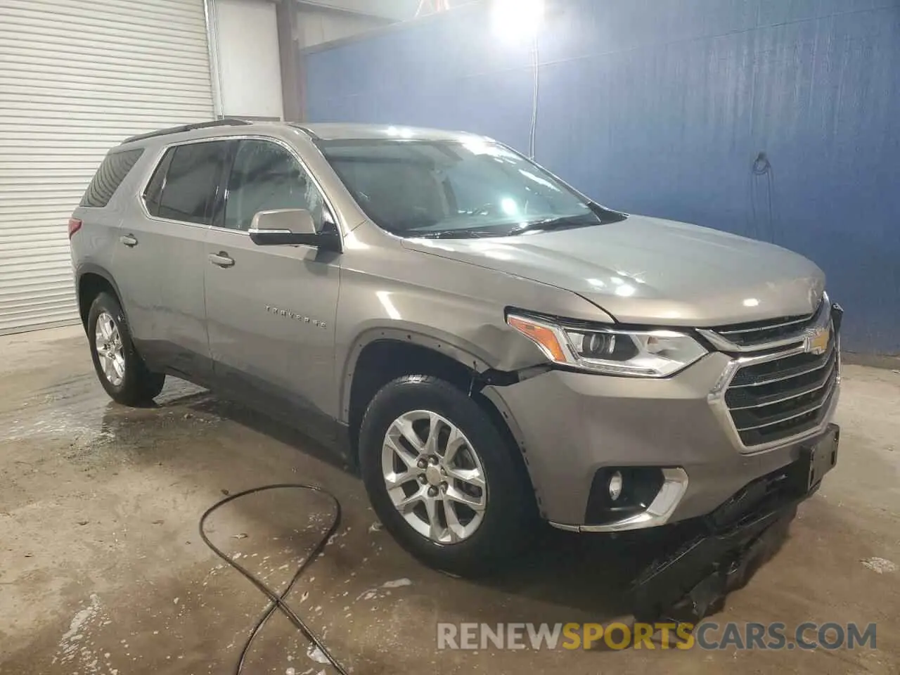 4 Photograph of a damaged car 1GNERGKW3KJ205824 CHEVROLET TRAVERSE 2019