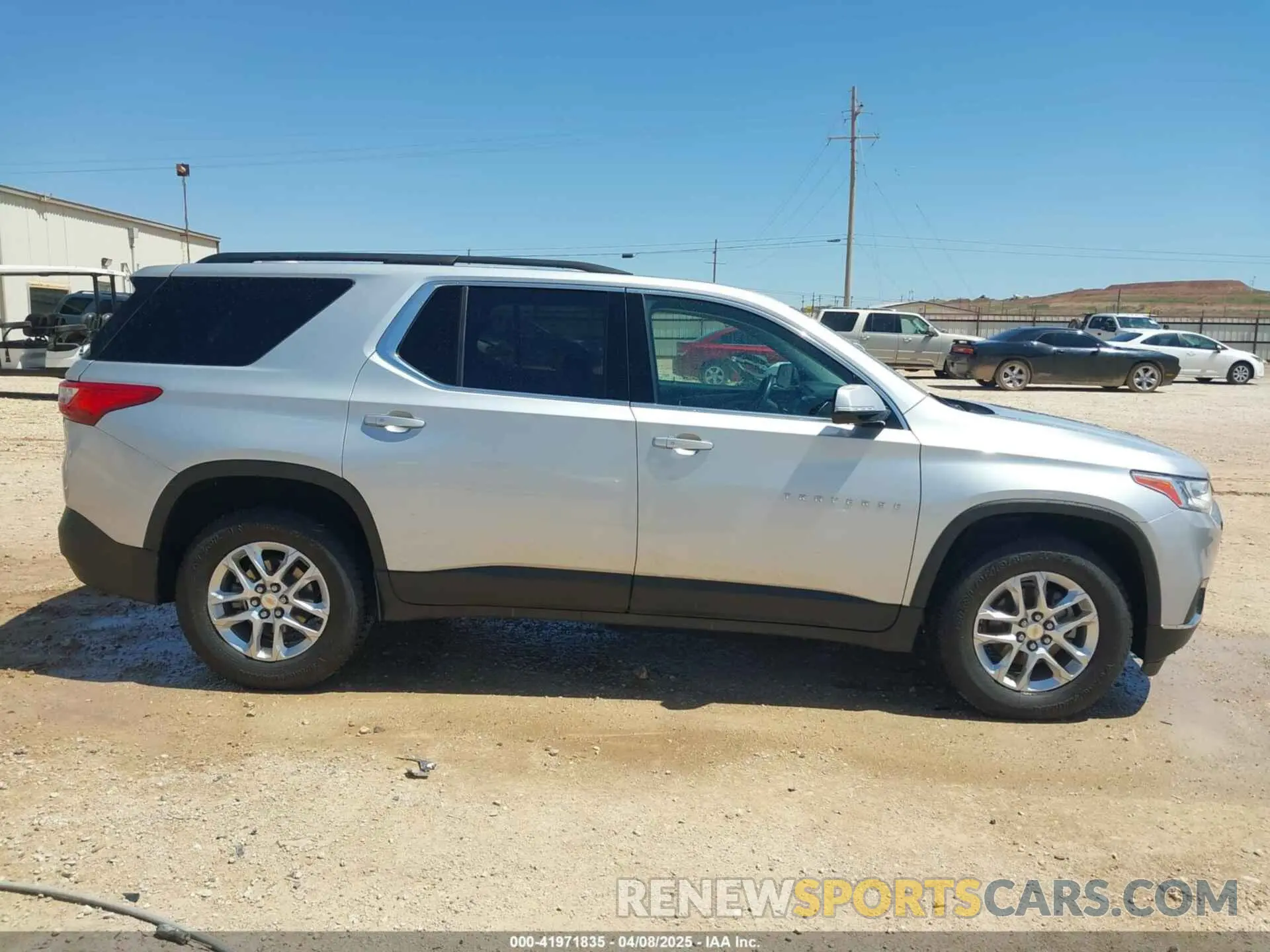 13 Photograph of a damaged car 1GNERGKW3KJ263075 CHEVROLET TRAVERSE 2019