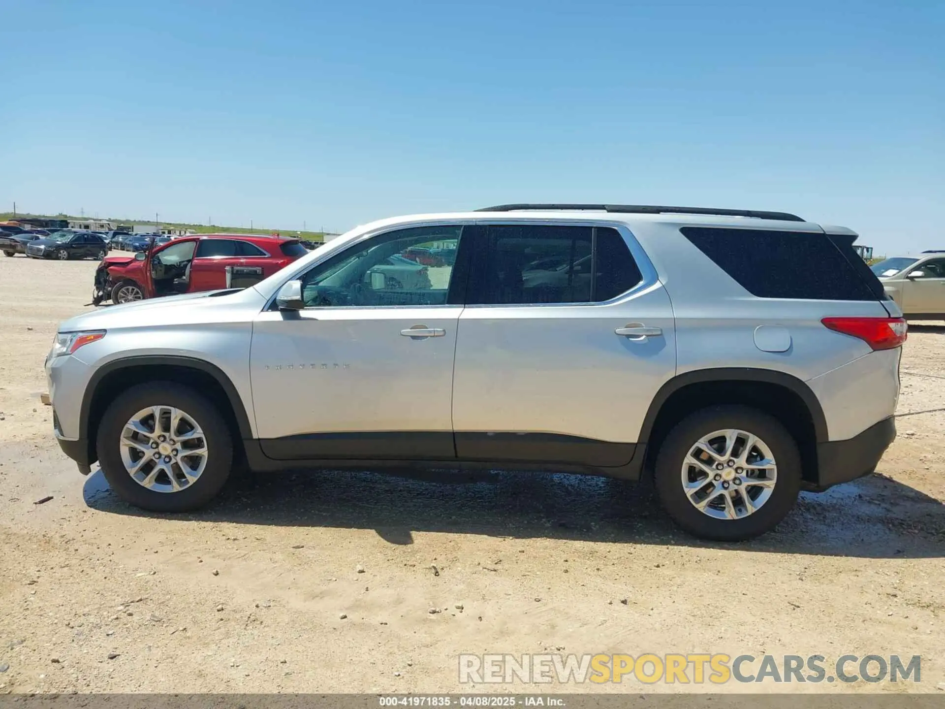 14 Photograph of a damaged car 1GNERGKW3KJ263075 CHEVROLET TRAVERSE 2019
