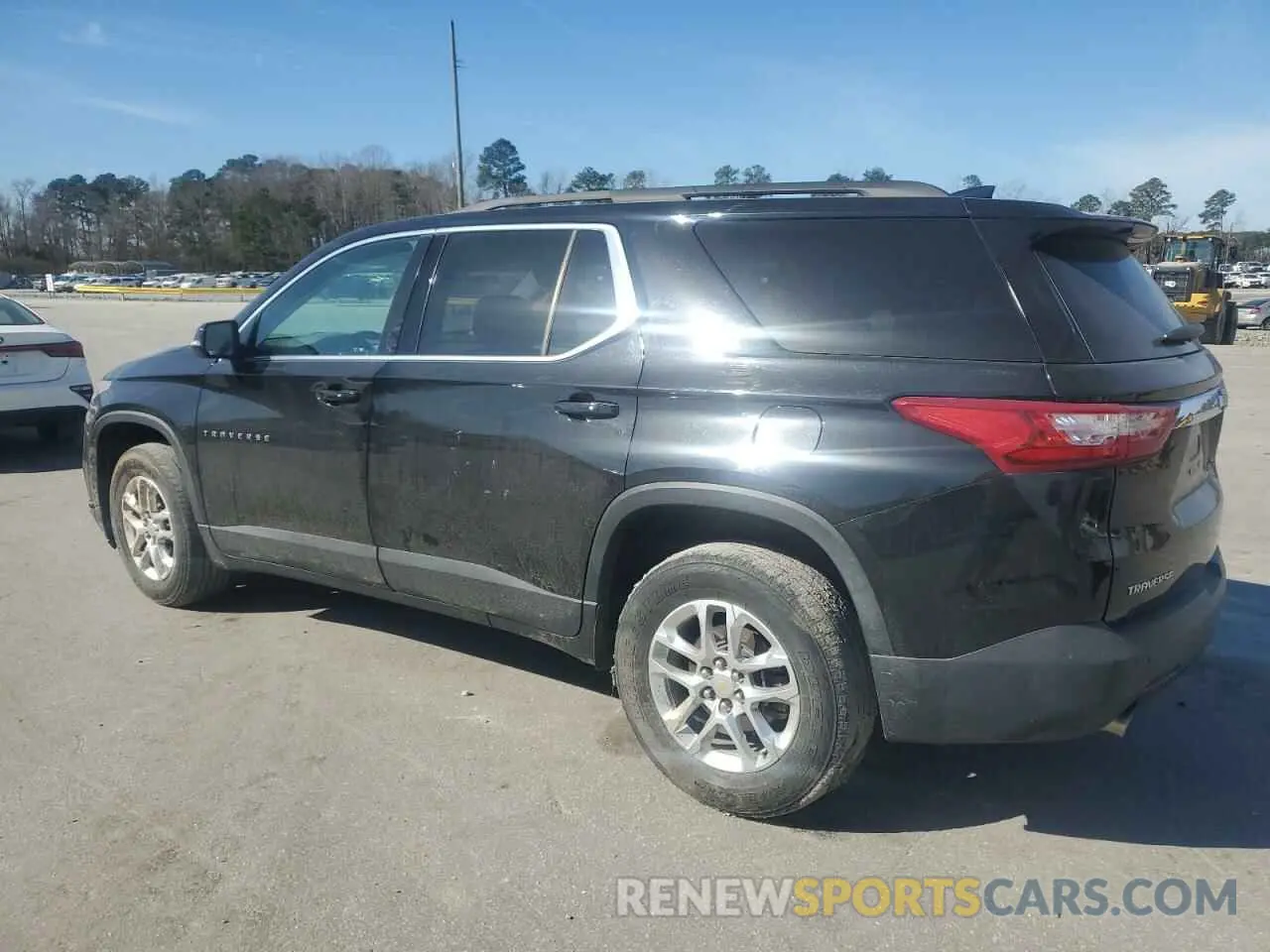 2 Photograph of a damaged car 1GNERGKW3KJ287862 CHEVROLET TRAVERSE 2019