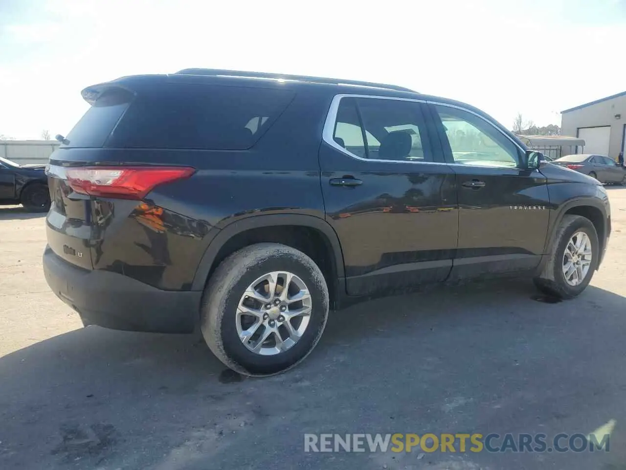 3 Photograph of a damaged car 1GNERGKW3KJ287862 CHEVROLET TRAVERSE 2019