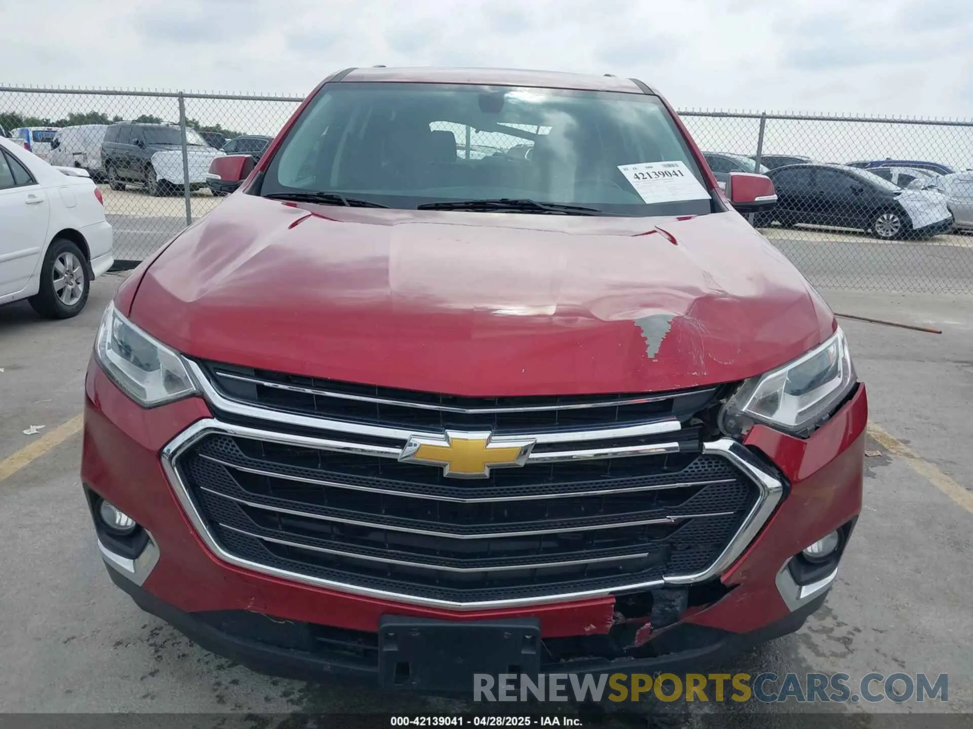 6 Photograph of a damaged car 1GNERGKW3KJ317815 CHEVROLET TRAVERSE 2019