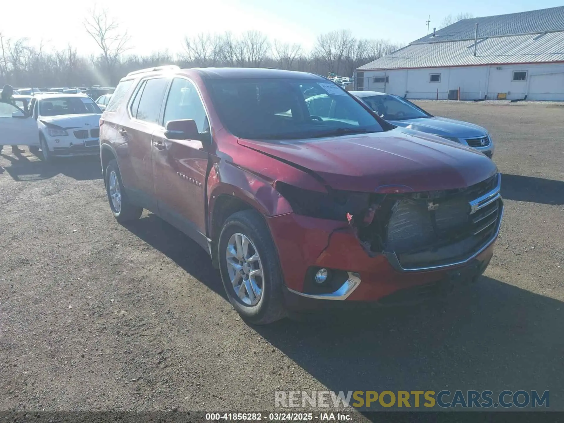 1 Photograph of a damaged car 1GNERGKW4KJ101794 CHEVROLET TRAVERSE 2019
