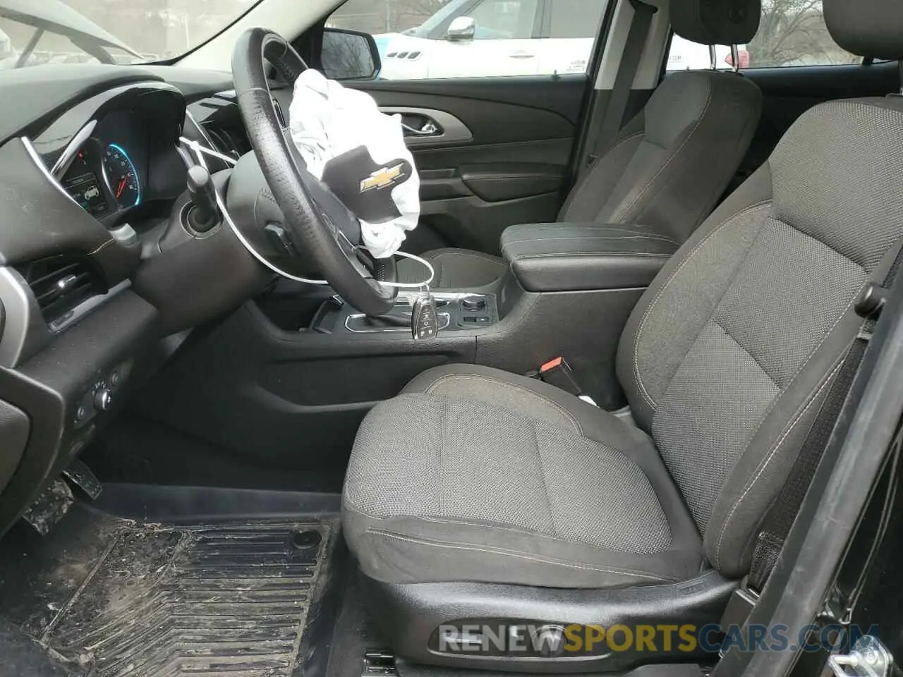 7 Photograph of a damaged car 1GNERGKW4KJ125125 CHEVROLET TRAVERSE 2019