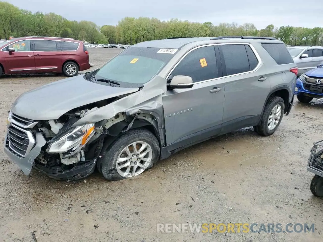 1 Photograph of a damaged car 1GNERGKW4KJ135797 CHEVROLET TRAVERSE 2019