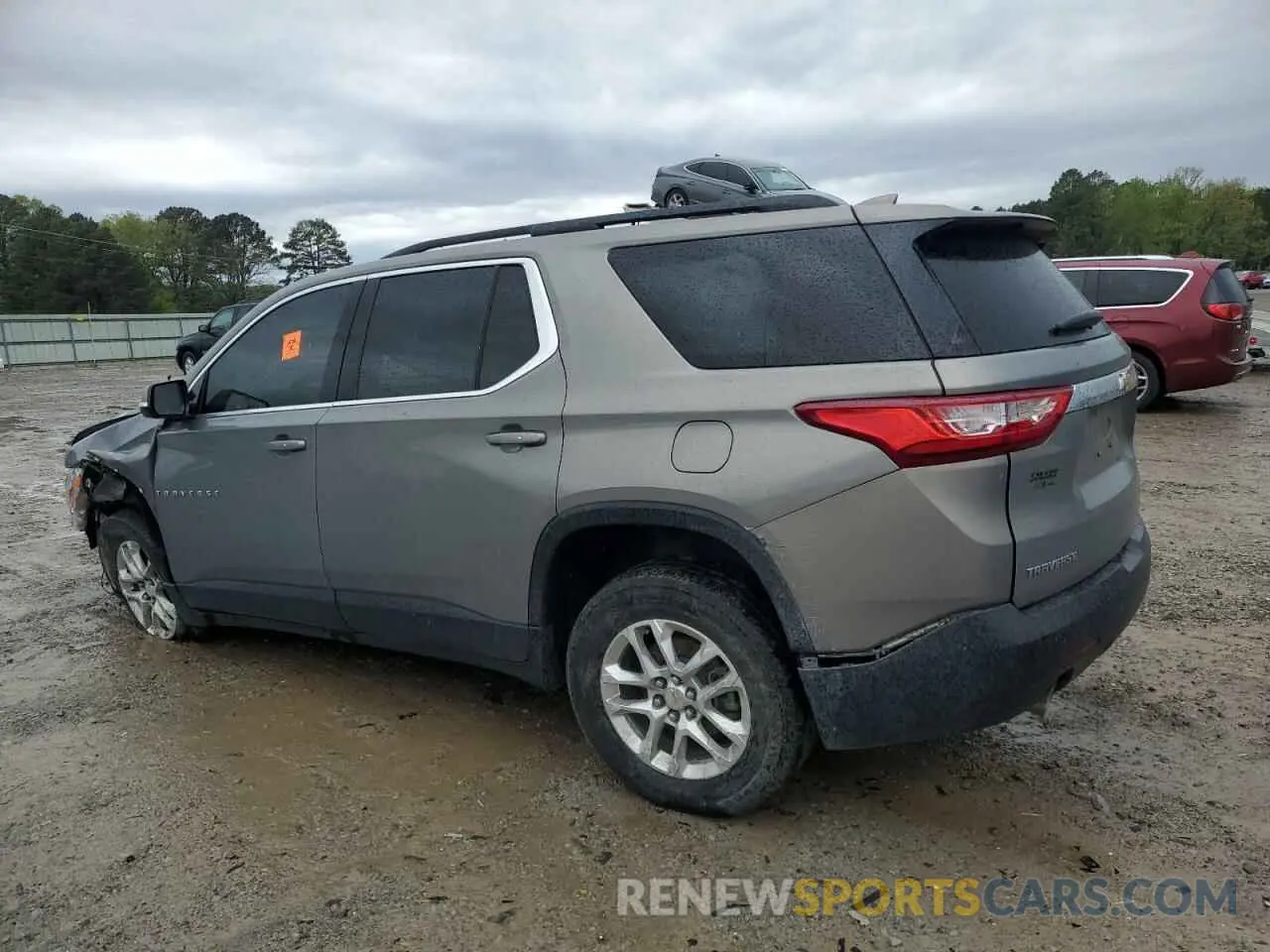 2 Photograph of a damaged car 1GNERGKW4KJ135797 CHEVROLET TRAVERSE 2019