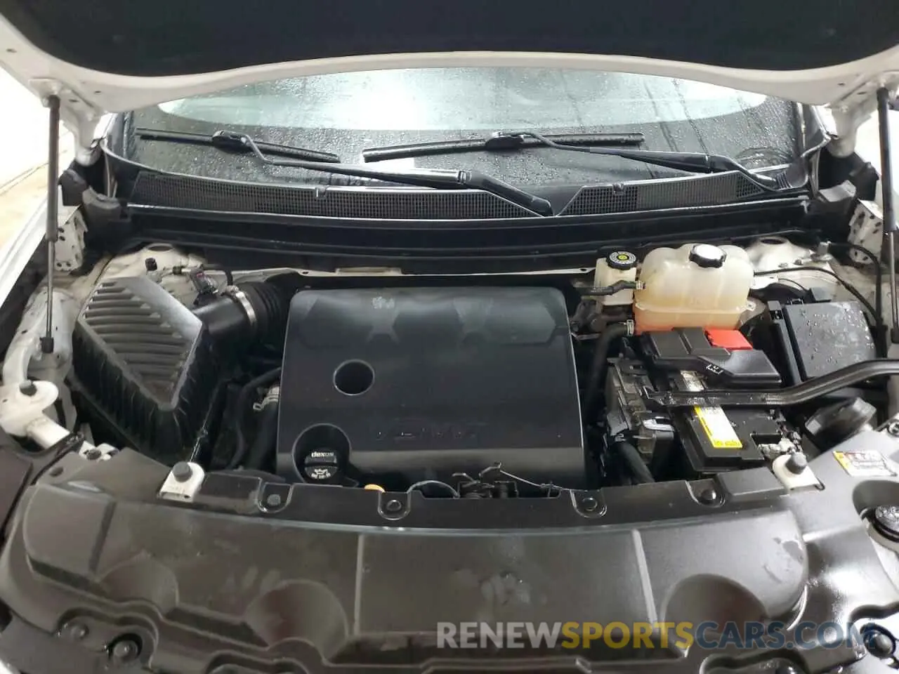 12 Photograph of a damaged car 1GNERGKW4KJ274439 CHEVROLET TRAVERSE 2019